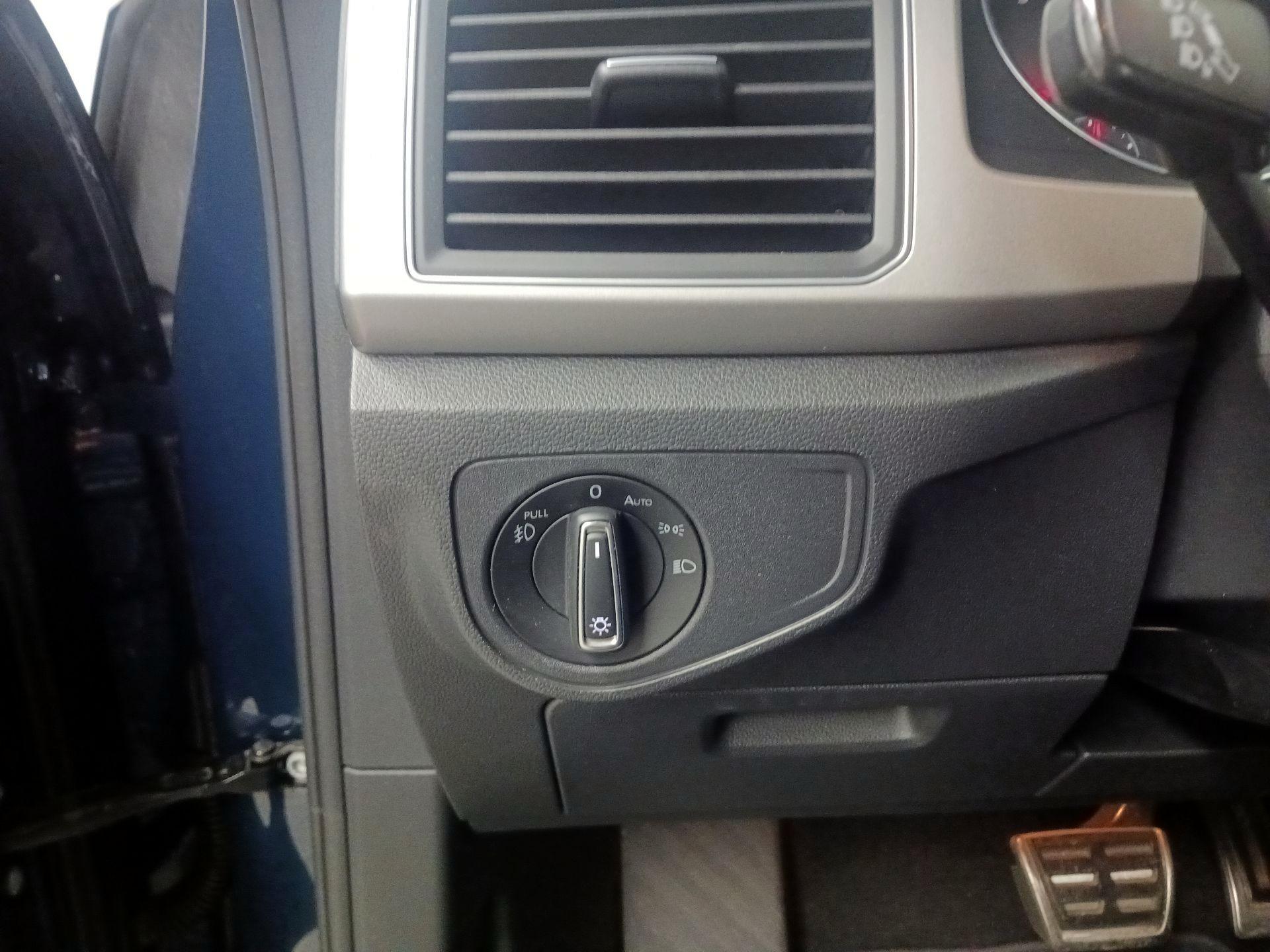 Thumbnail: 2019 Volkswagen Atlas - 11