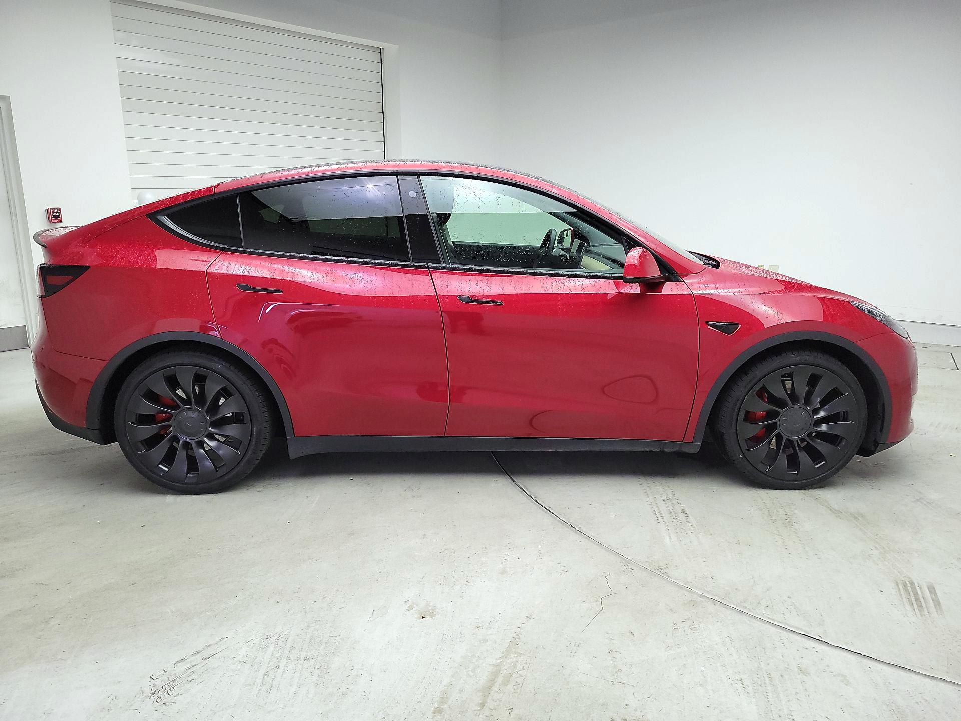 Thumbnail: 2022 Tesla Model Y - 4
