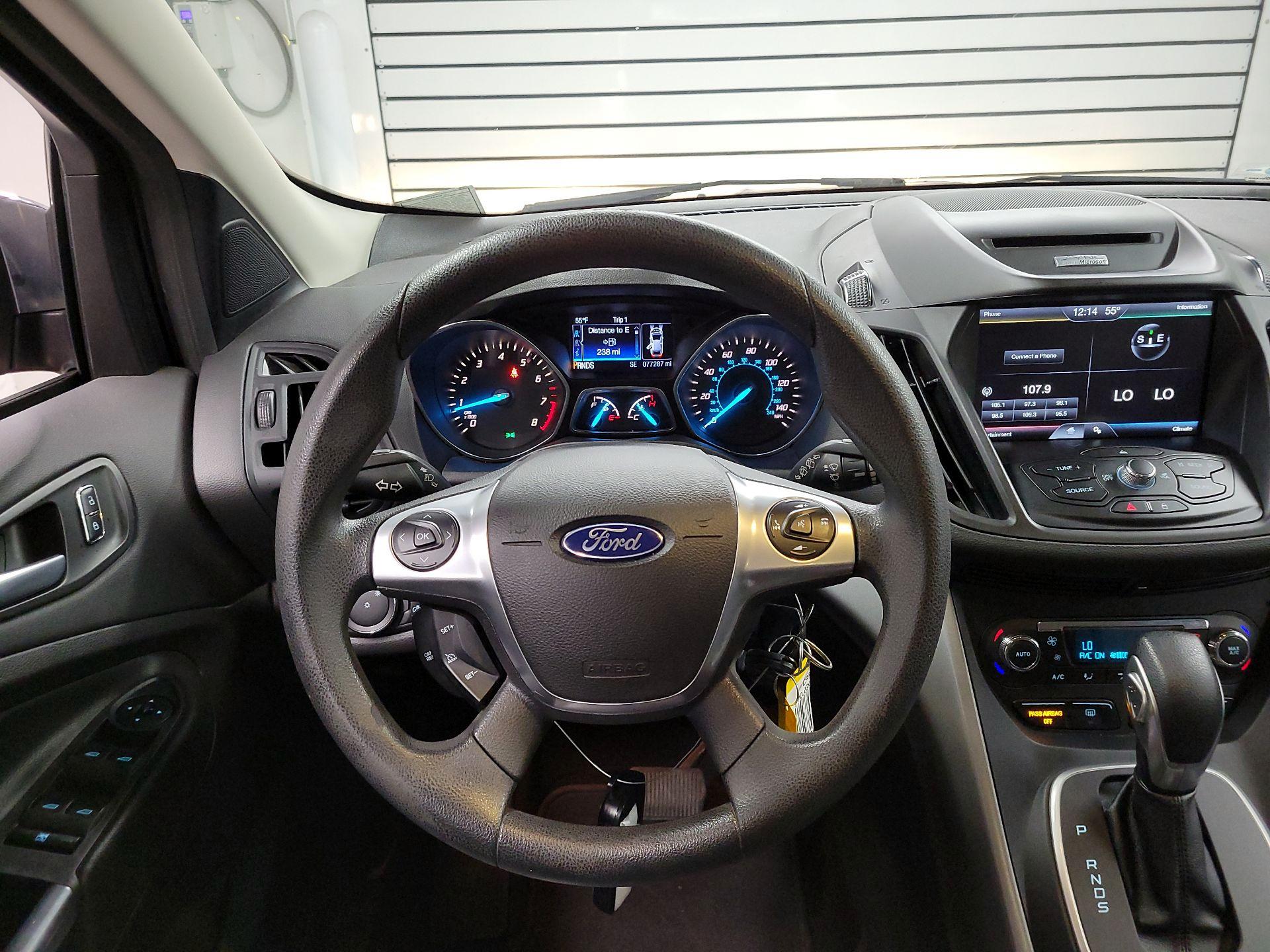 Thumbnail: 2015 Ford Escape - 10