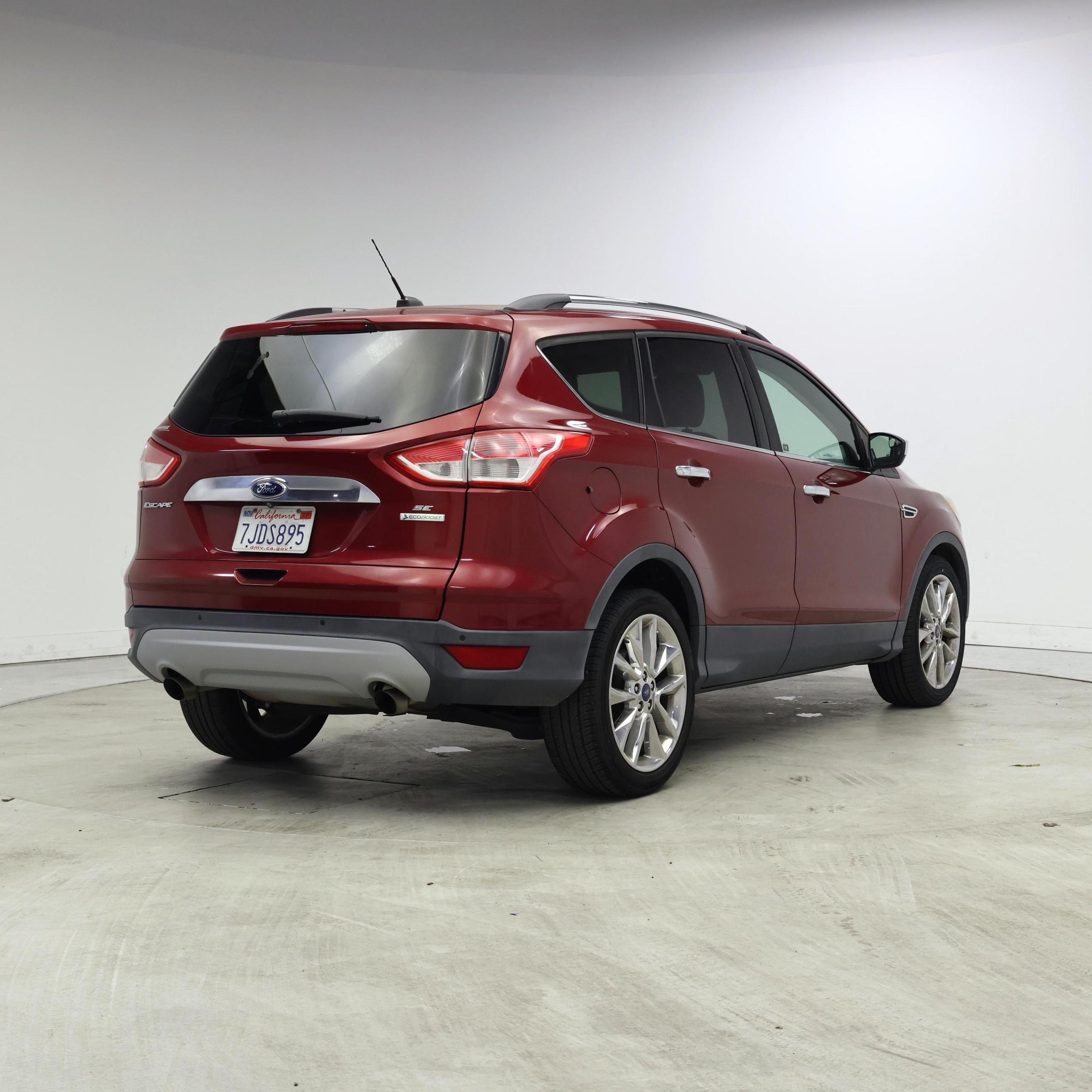 Thumbnail: 2015 Ford Escape - 8