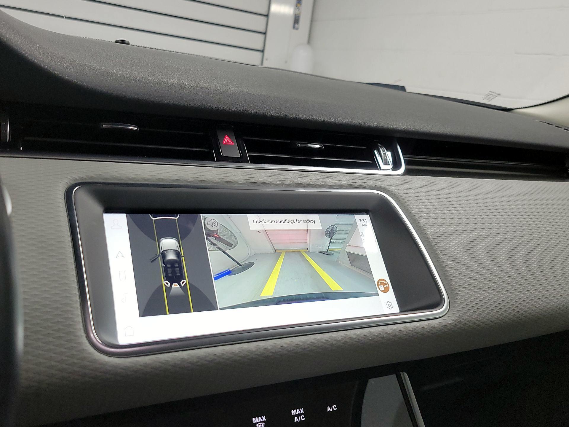 Thumbnail: 2022 Land Rover Range Rover Evoque - 14