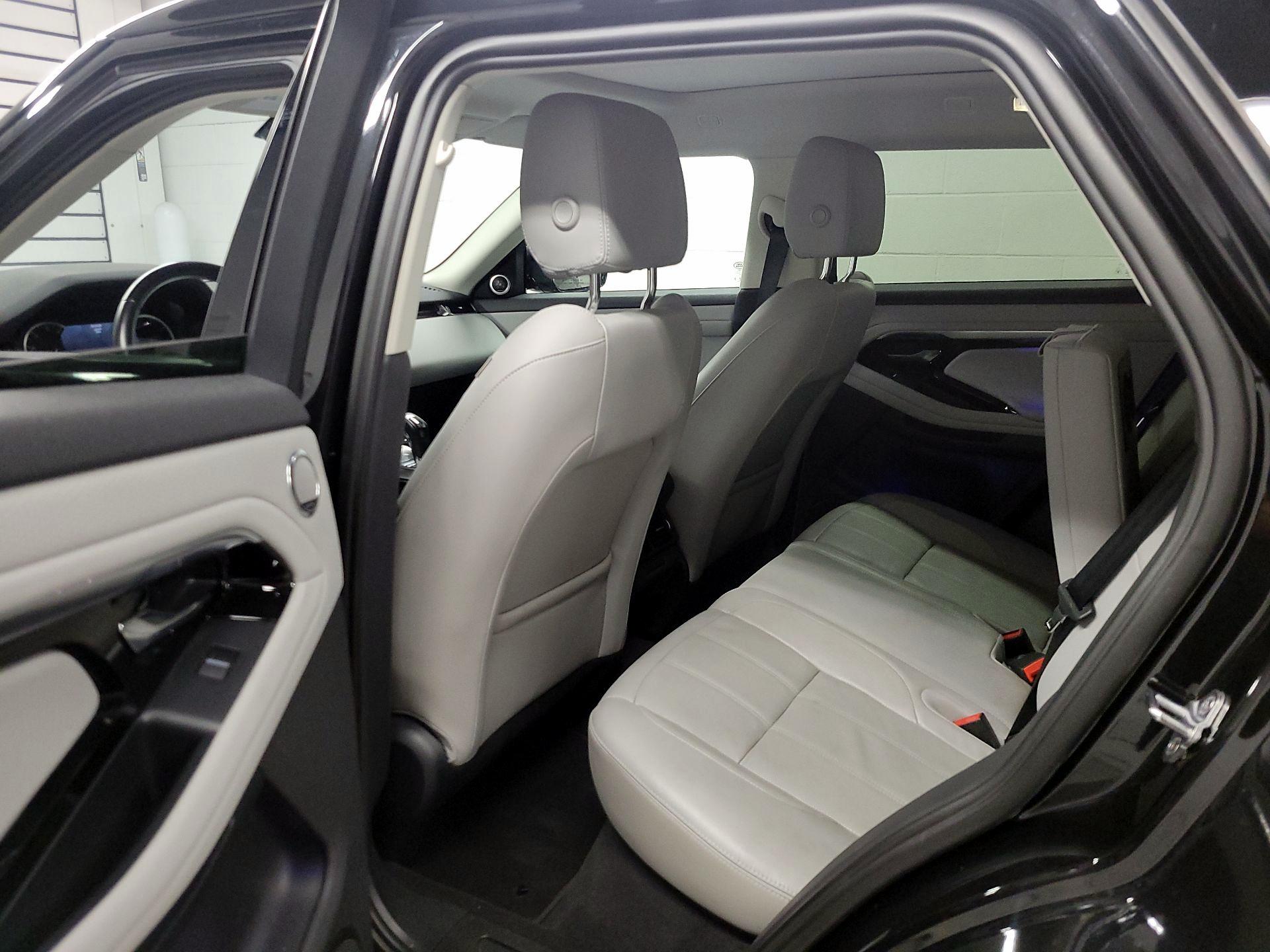 Thumbnail: 2022 Land Rover Range Rover Evoque - 18