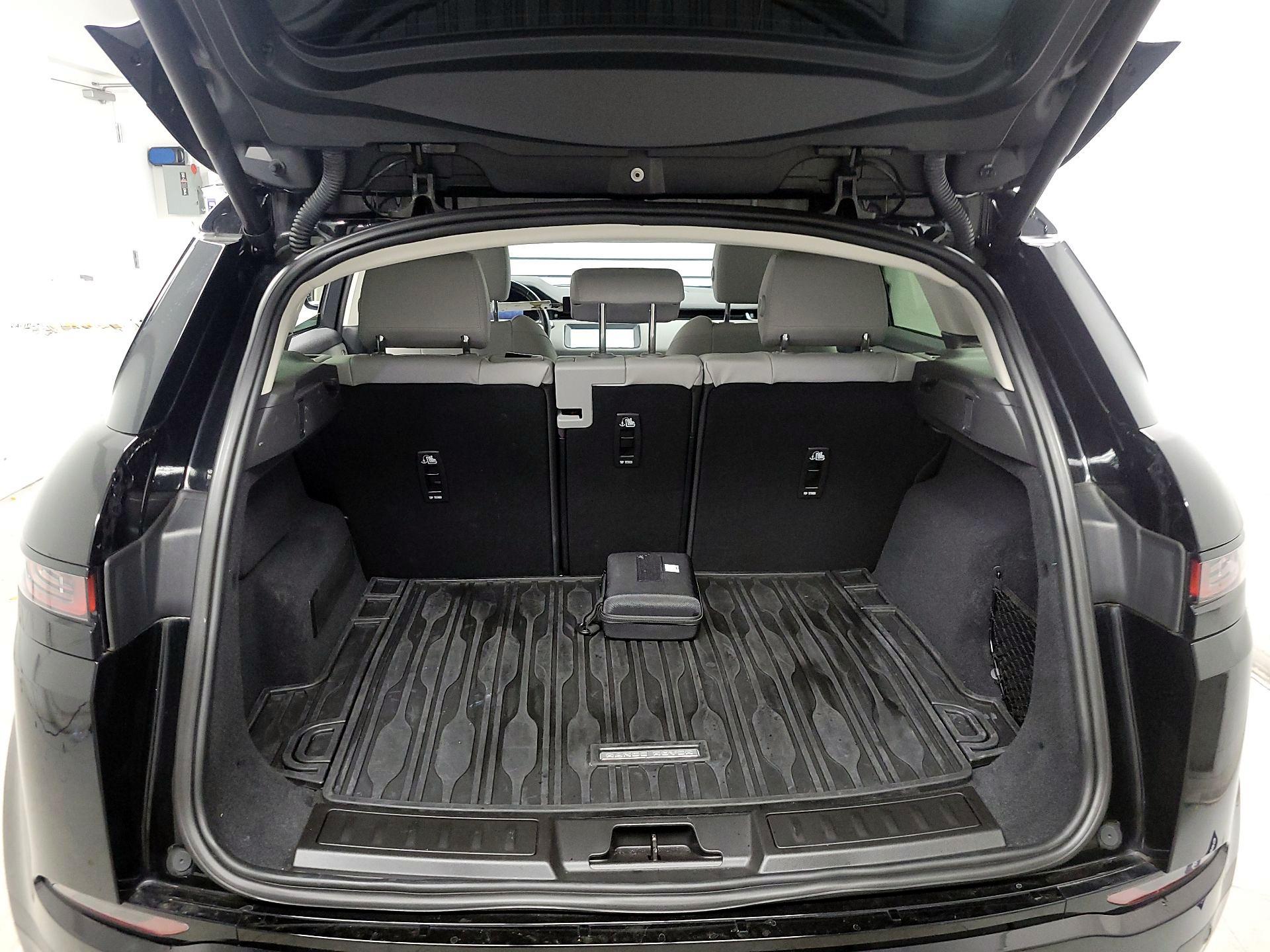 Thumbnail: 2022 Land Rover Range Rover Evoque - 19