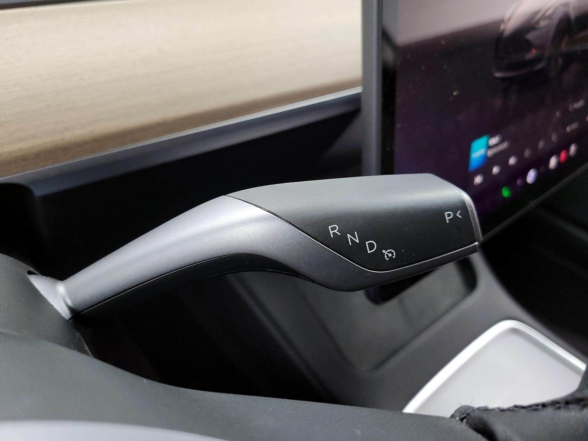 Thumbnail: 2022 Tesla Model 3 - 17