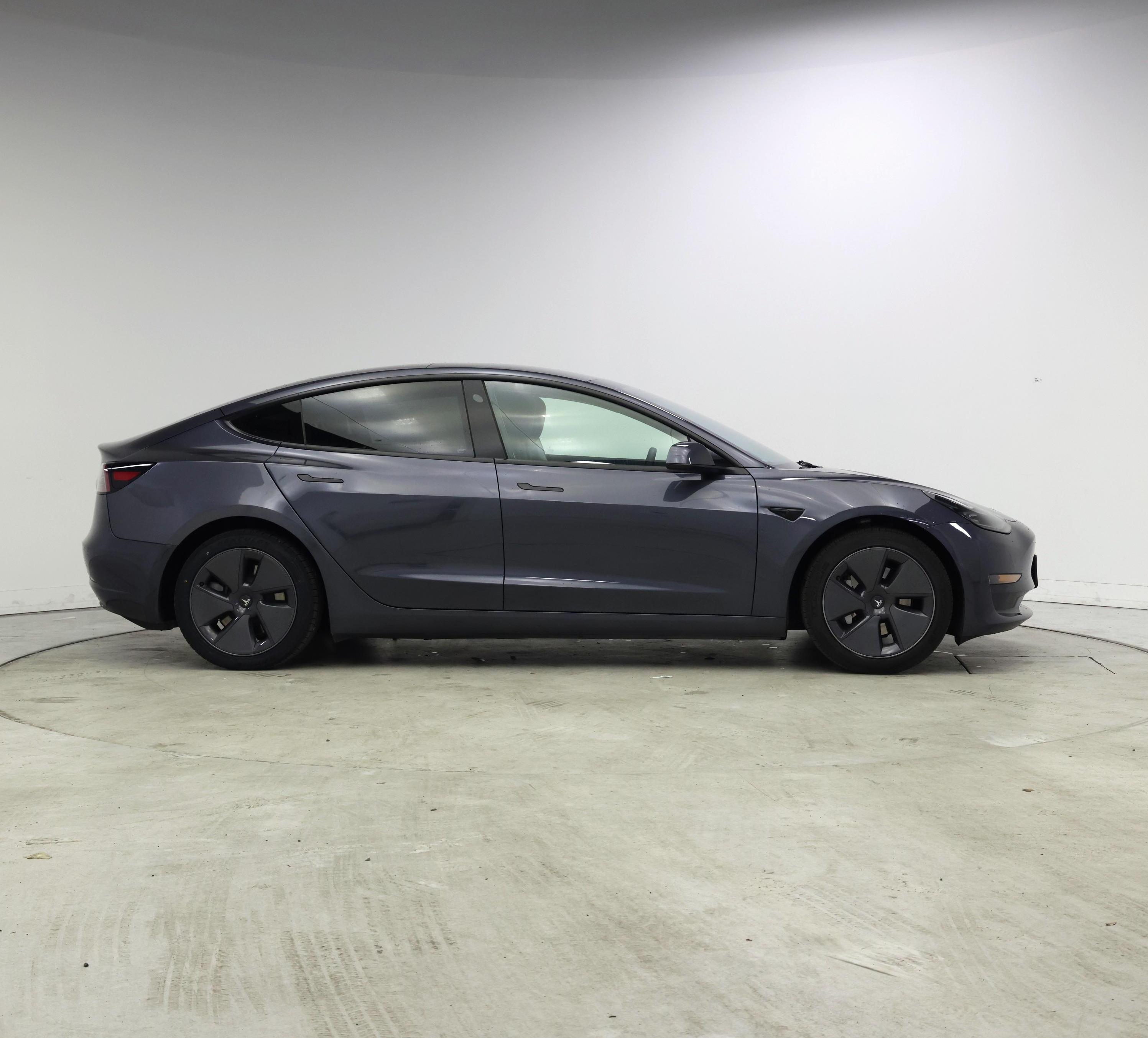 Thumbnail: 2022 Tesla Model 3 - 7