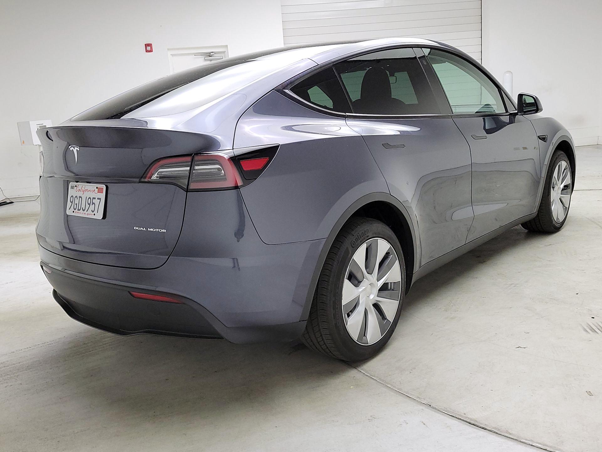 Thumbnail: 2023 Tesla Model Y - 5