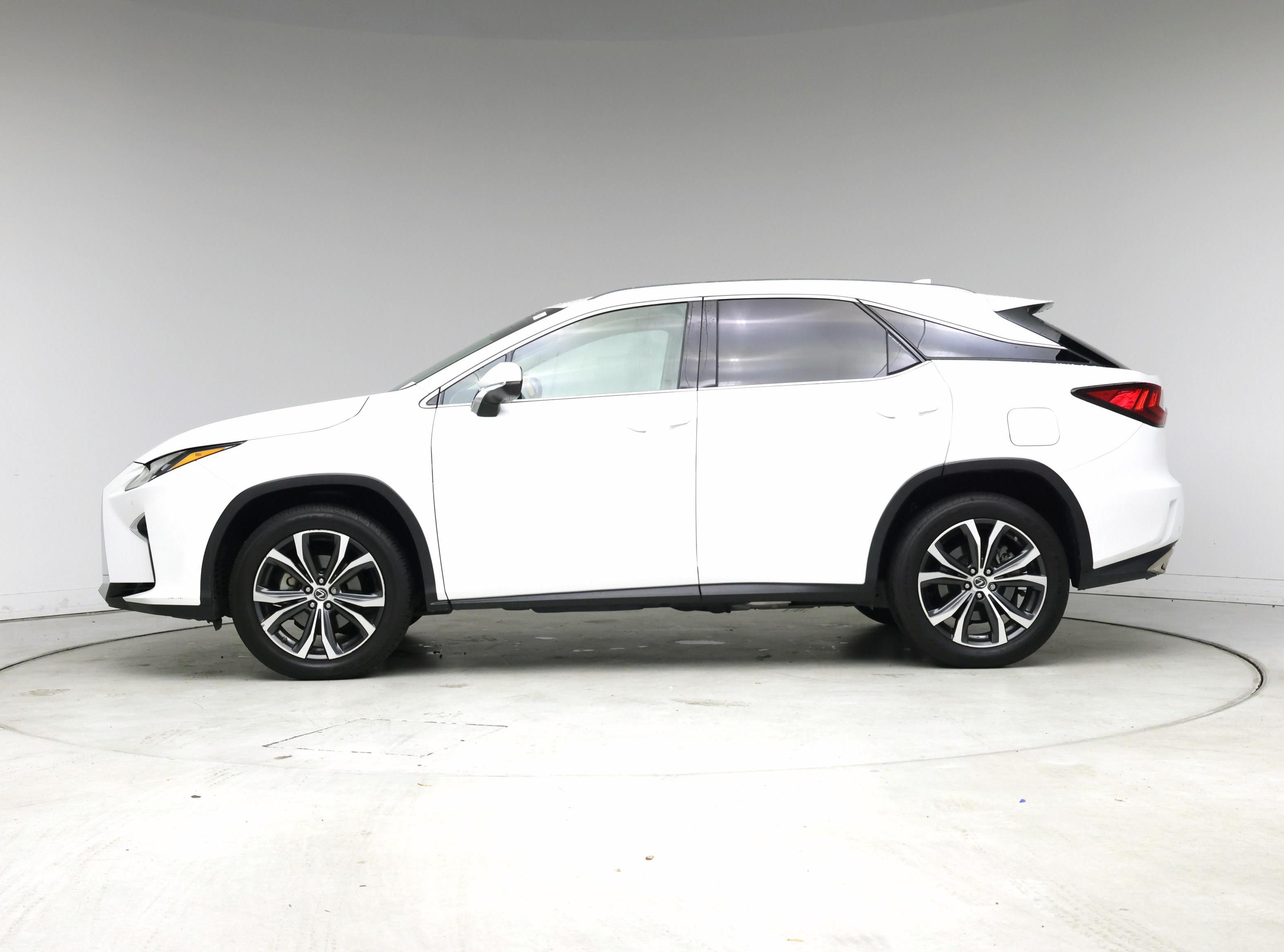 Thumbnail: 2018 Lexus RX - 3