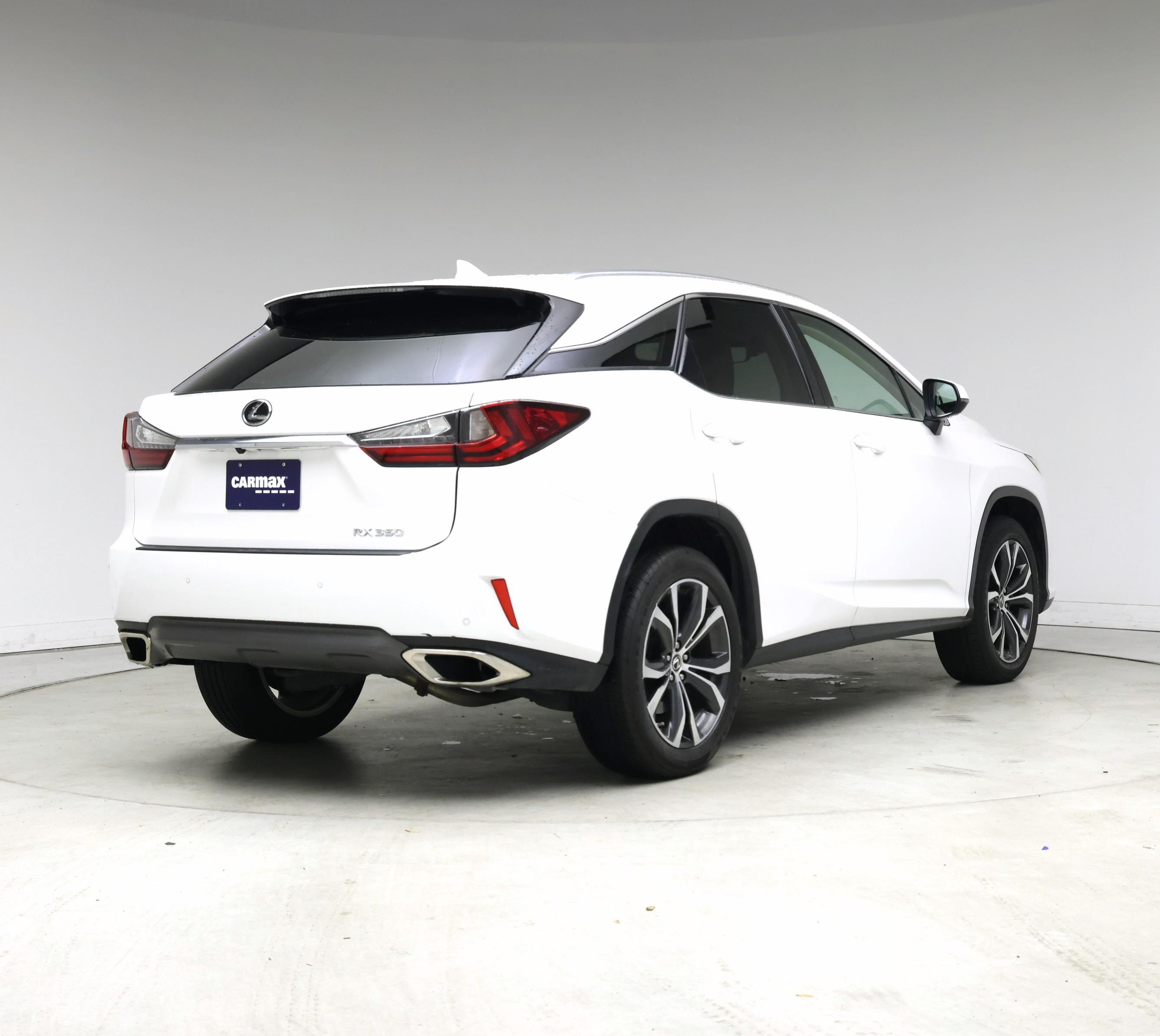 Thumbnail: 2018 Lexus RX - 8