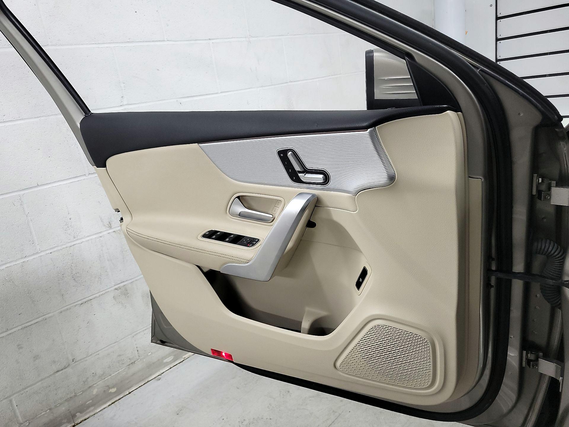 Thumbnail: 2019 Mercedes-Benz A-Class - 12