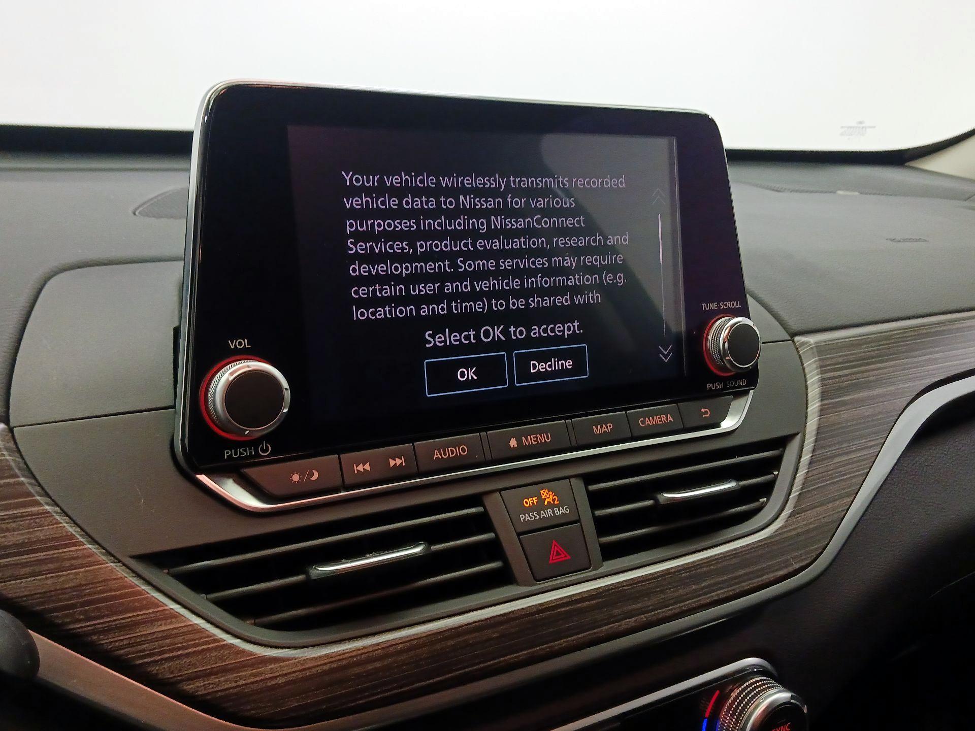 Thumbnail: 2019 Nissan Altima - 13