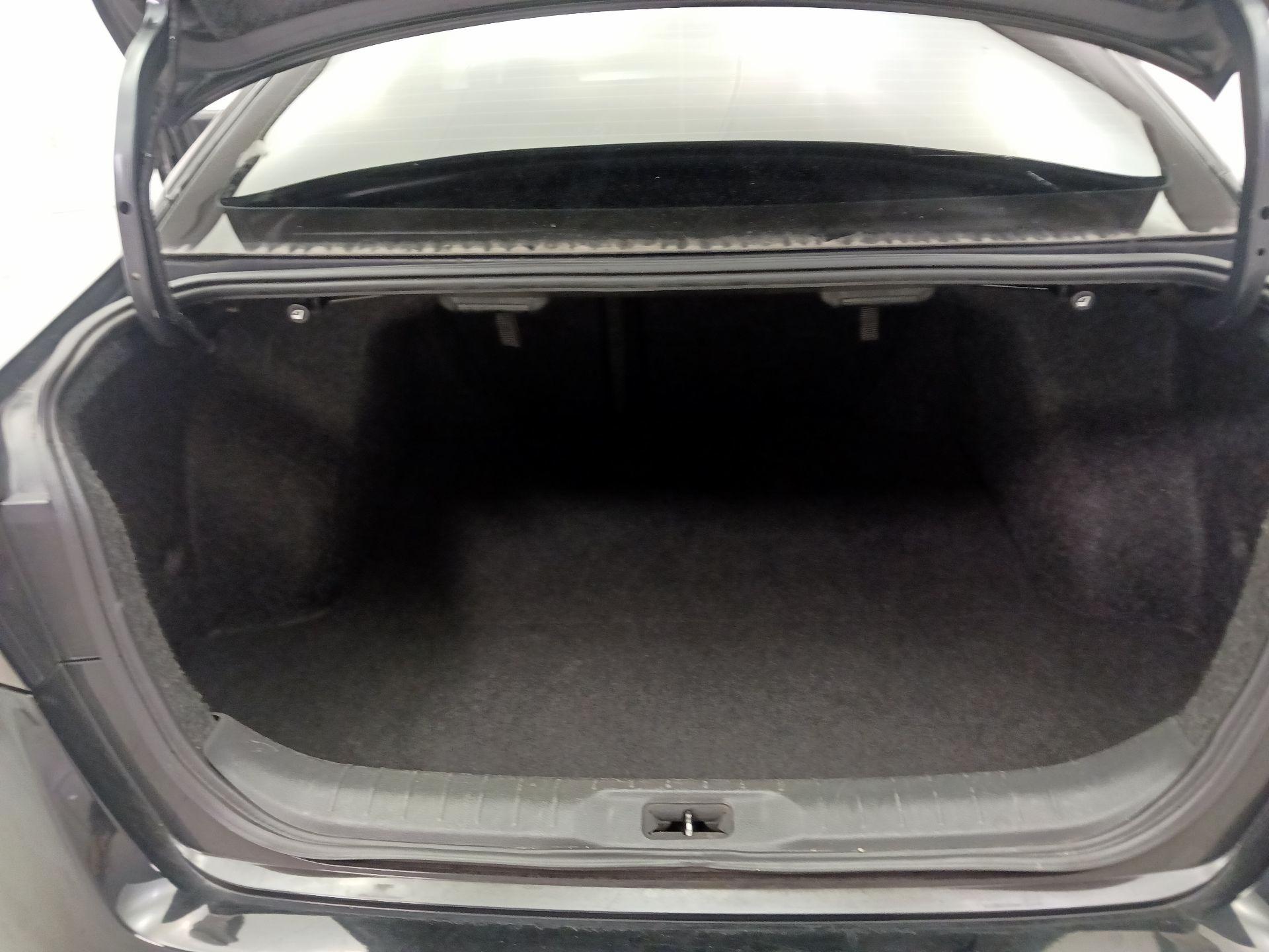 Thumbnail: 2019 Nissan Altima - 17