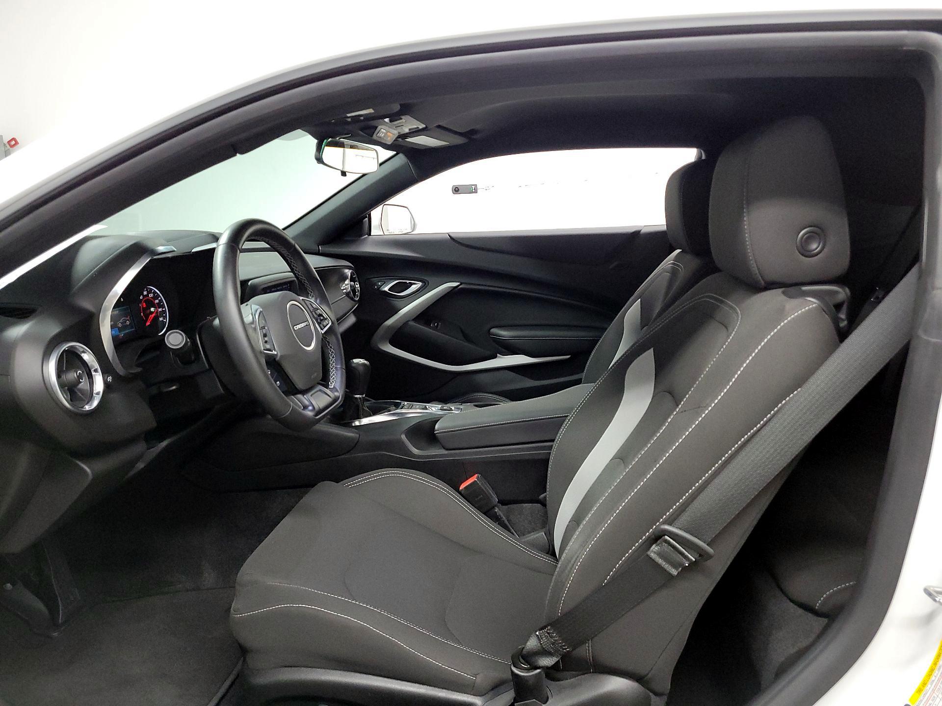 Thumbnail: 2020 Chevrolet Camaro - 11