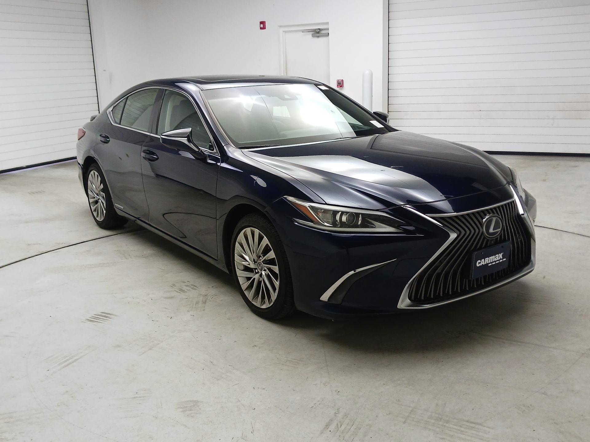 Thumbnail: 2019 Lexus ES - 1