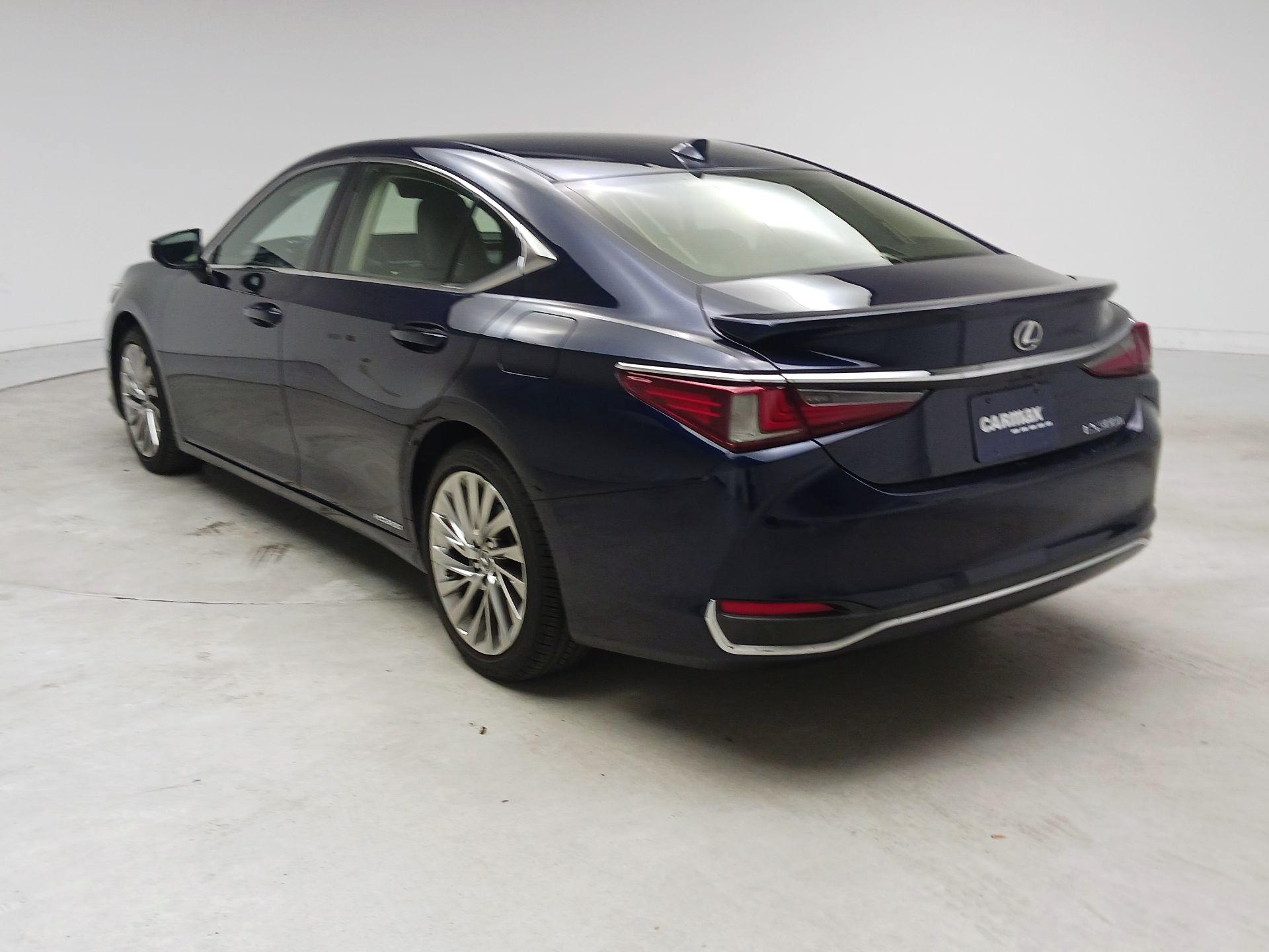 Thumbnail: 2019 Lexus ES - 7