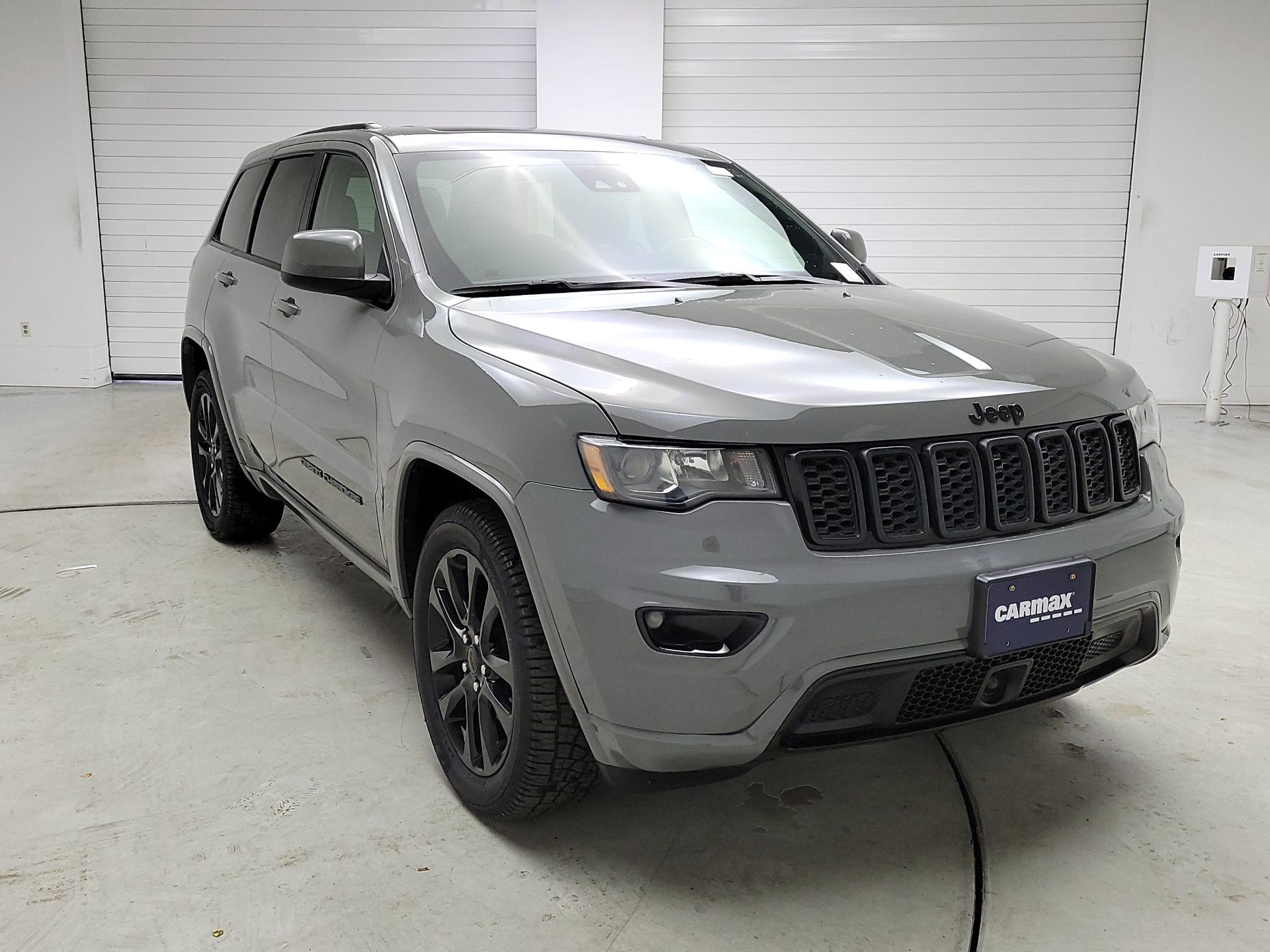 Thumbnail: 2020 Jeep Grand Cherokee - 1
