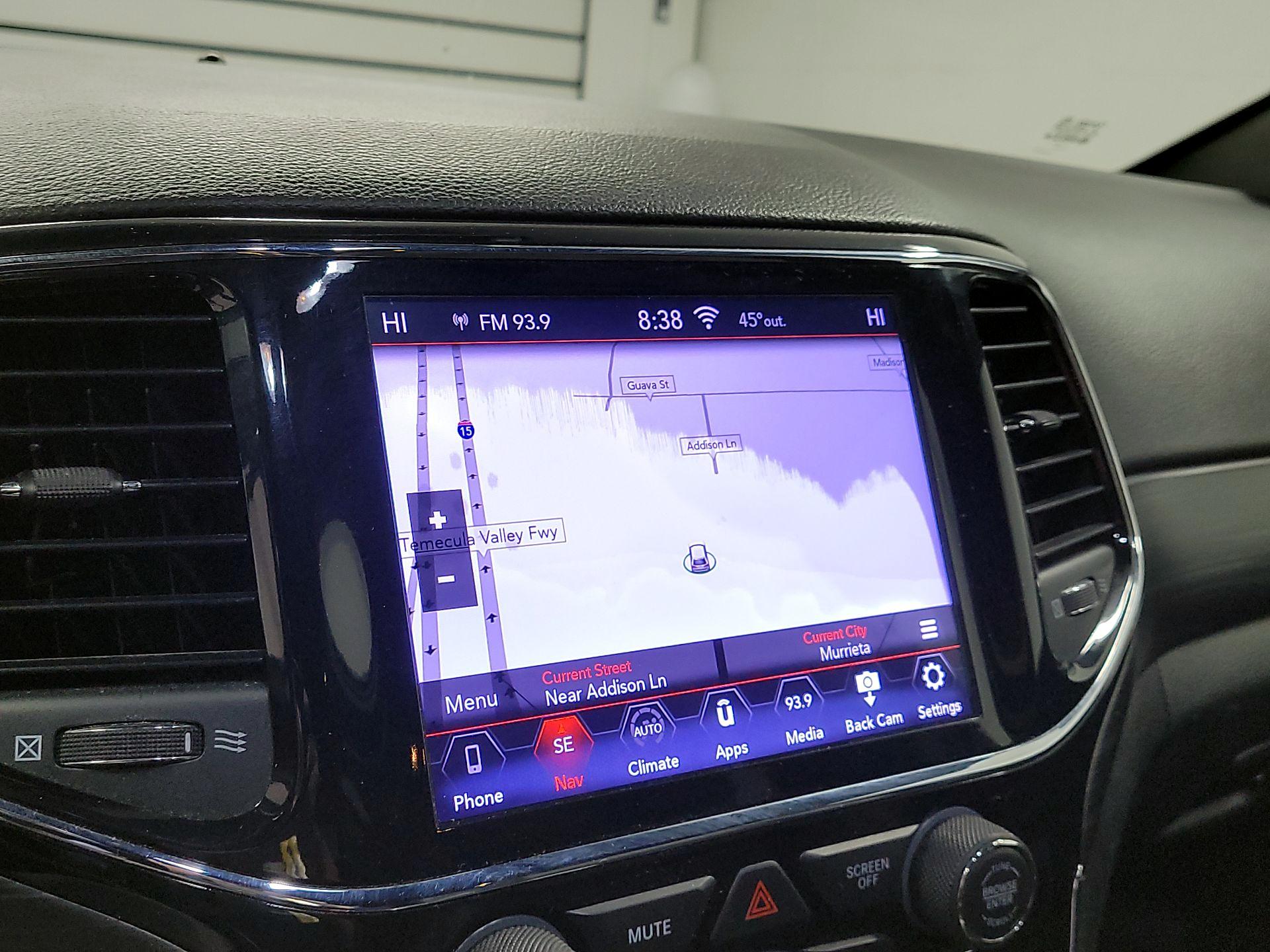 Thumbnail: 2020 Jeep Grand Cherokee - 12