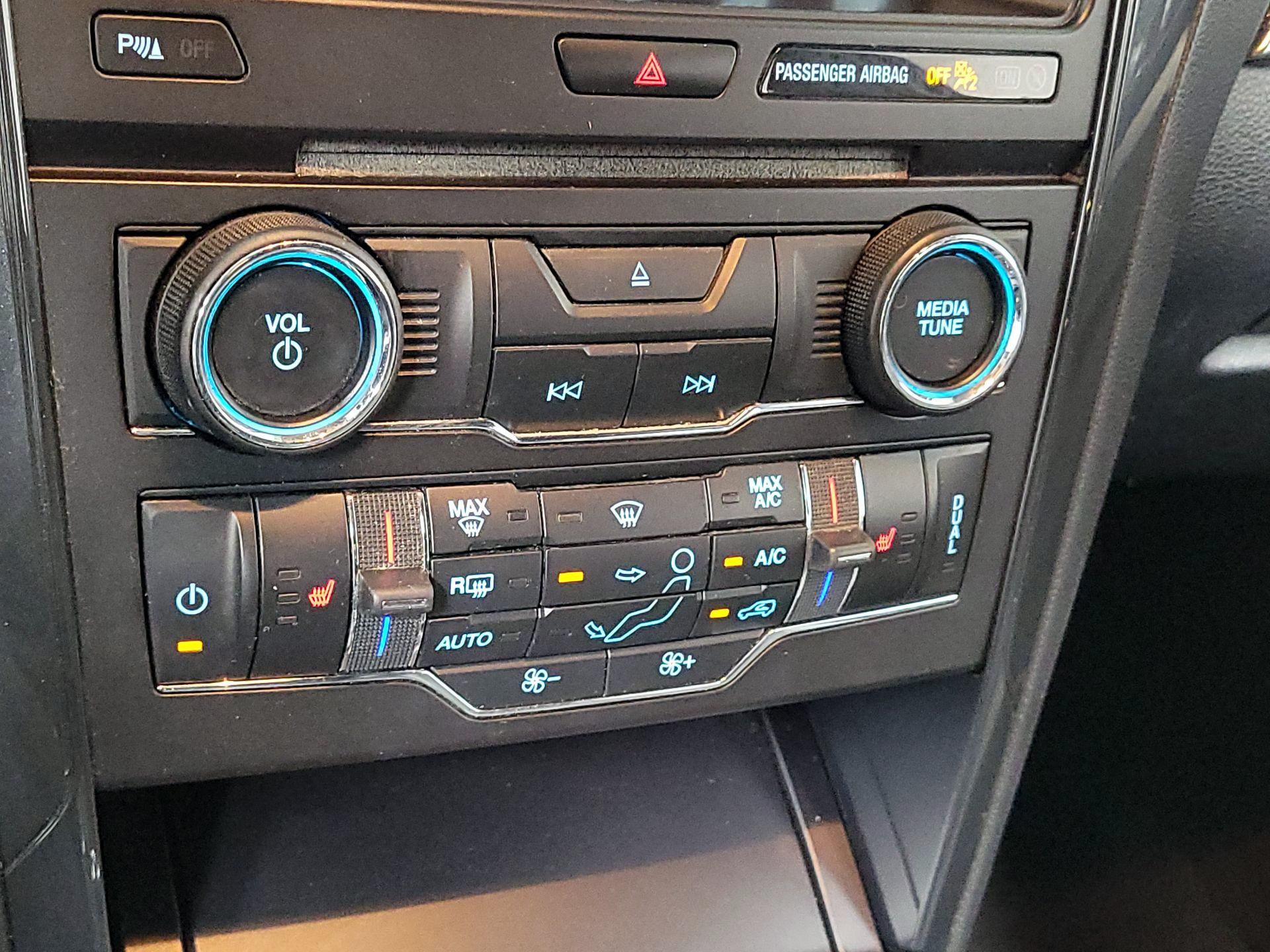 Thumbnail: 2018 Ford Explorer - 13