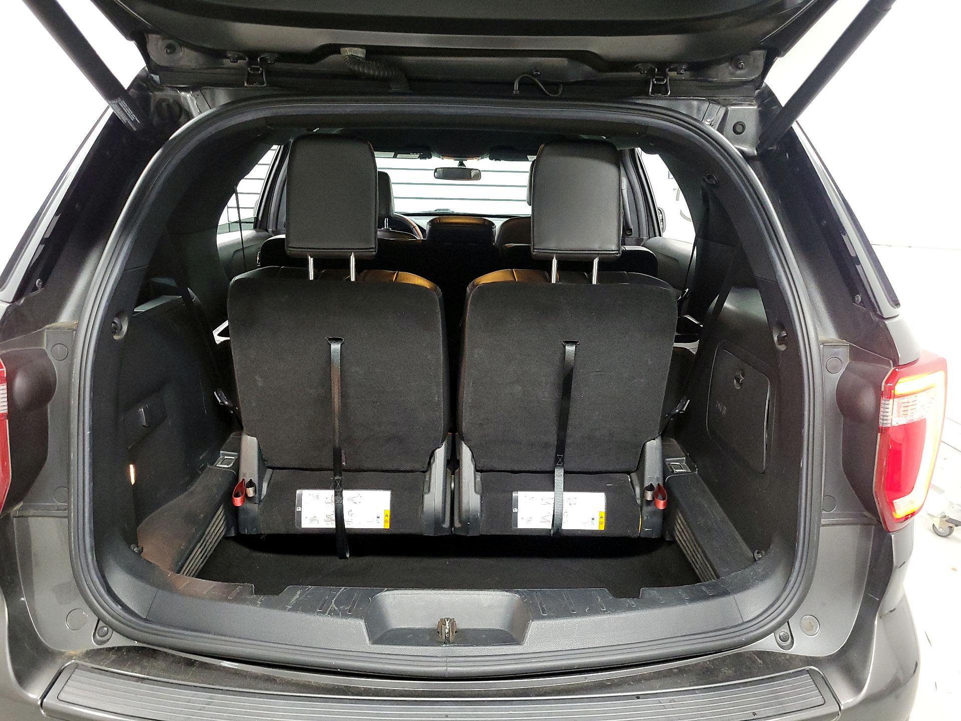 Thumbnail: 2018 Ford Explorer - 16