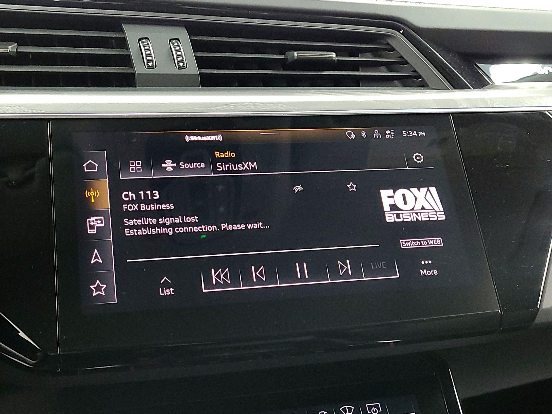 Thumbnail: 2024 Audi Q8 e-tron - 12