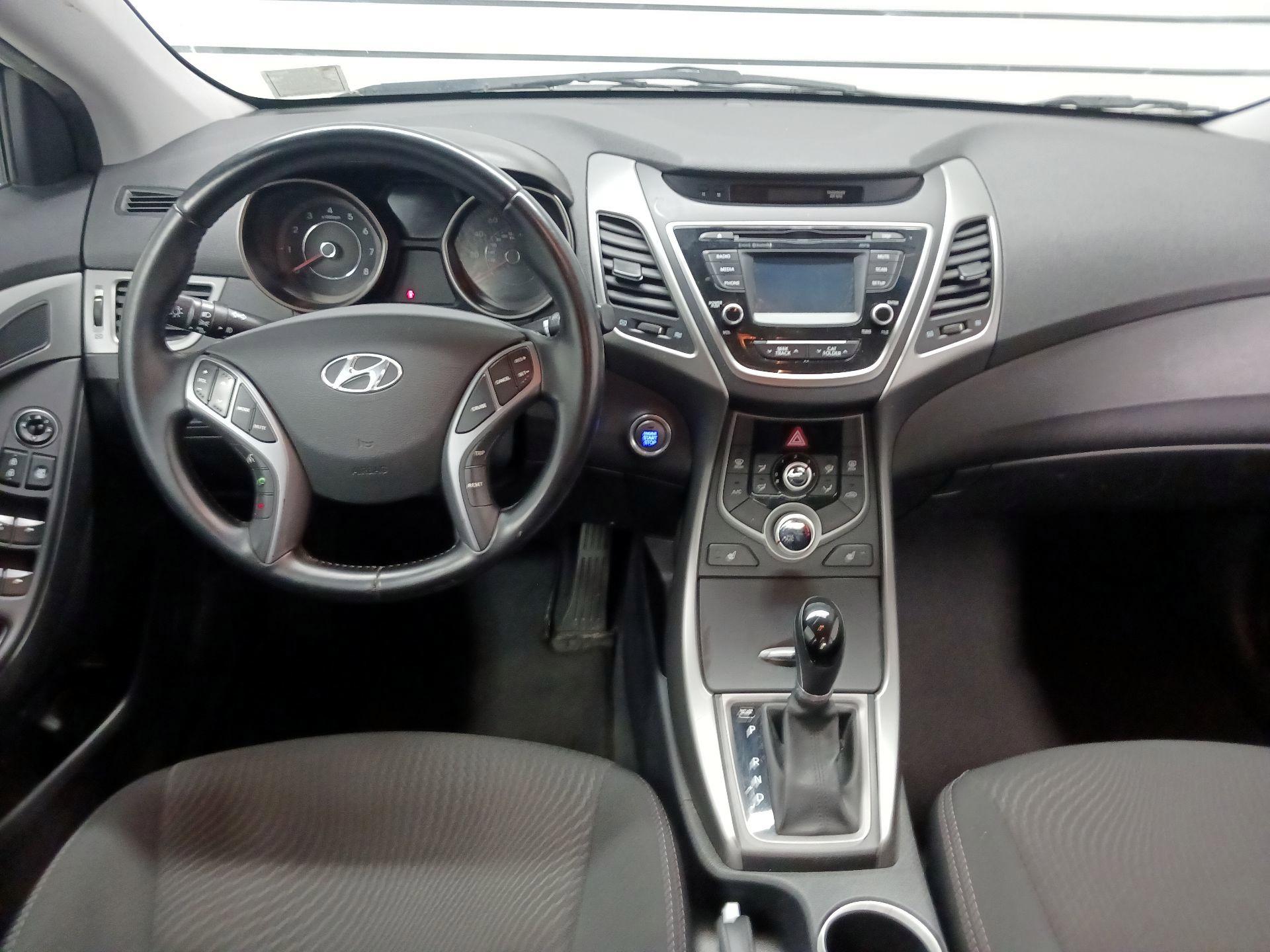 Thumbnail: 2016 Hyundai Elantra - 9