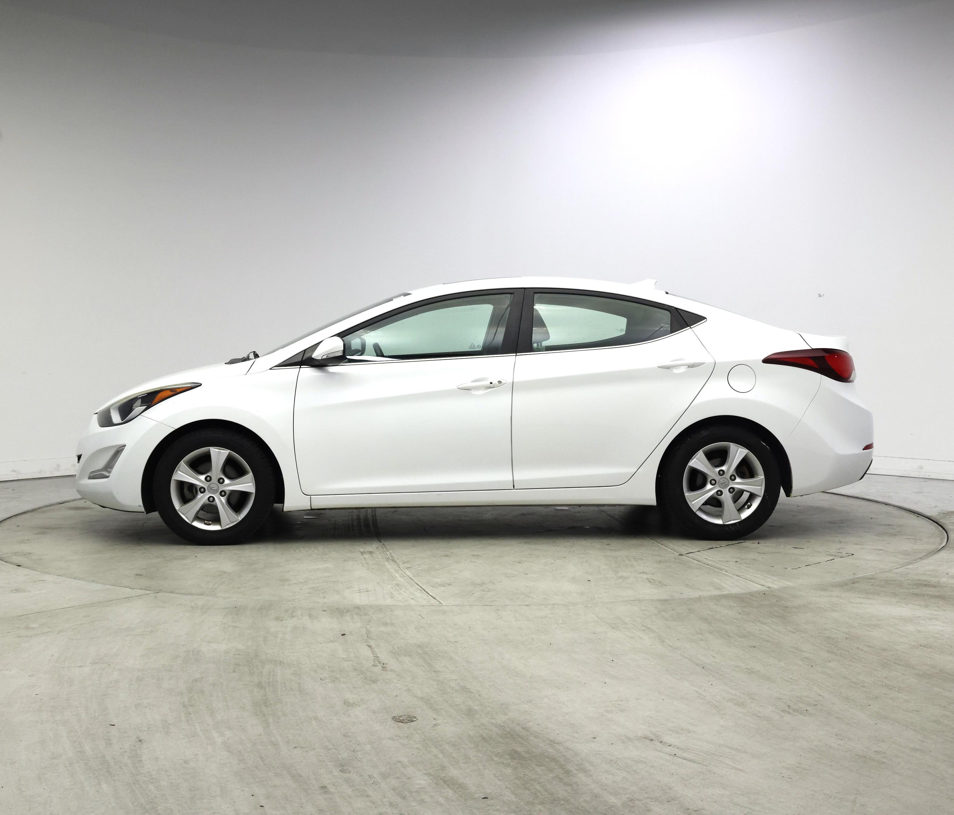 Thumbnail: 2016 Hyundai Elantra - 3