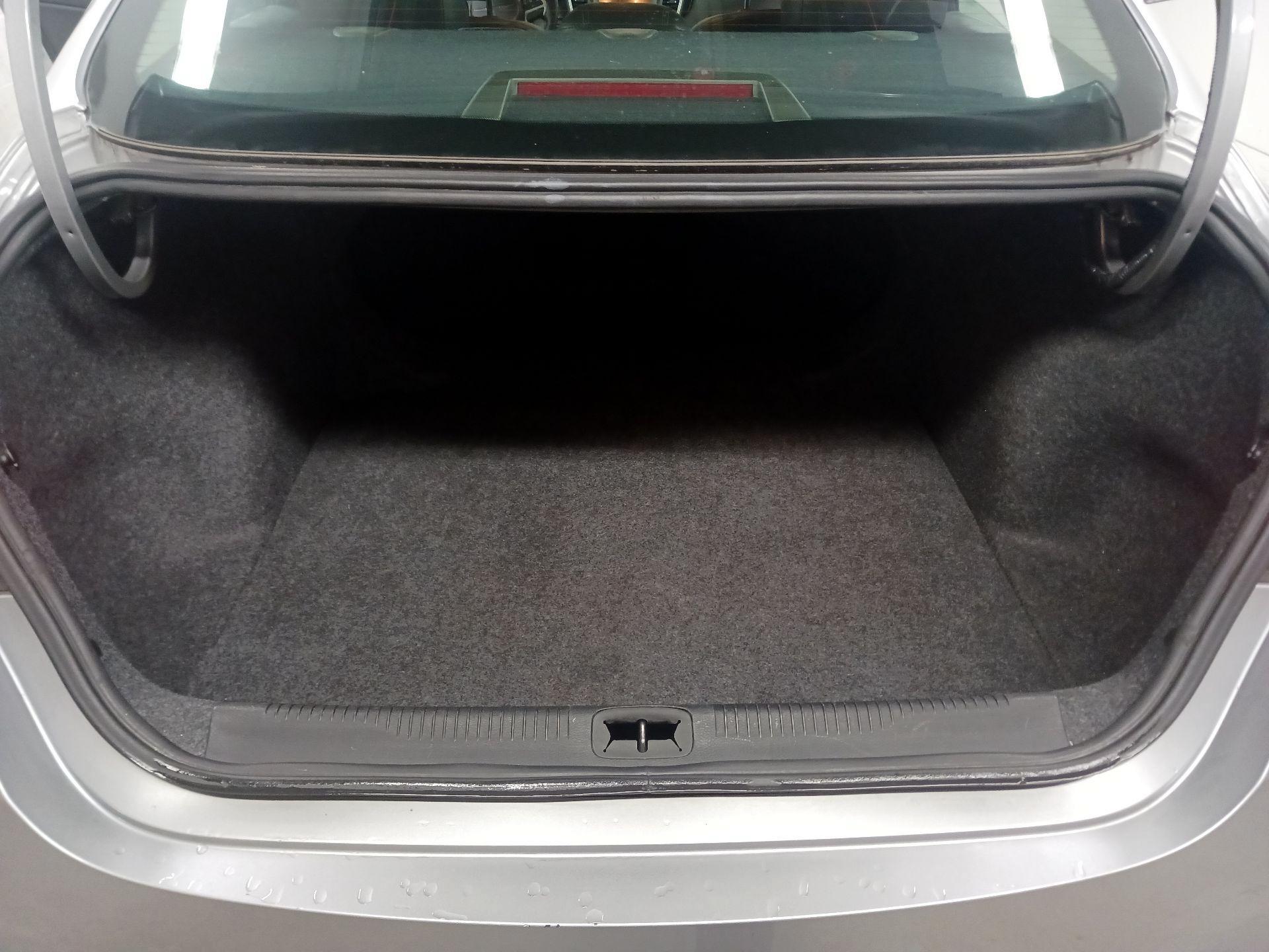 Thumbnail: 2015 Chrysler 200 - 19