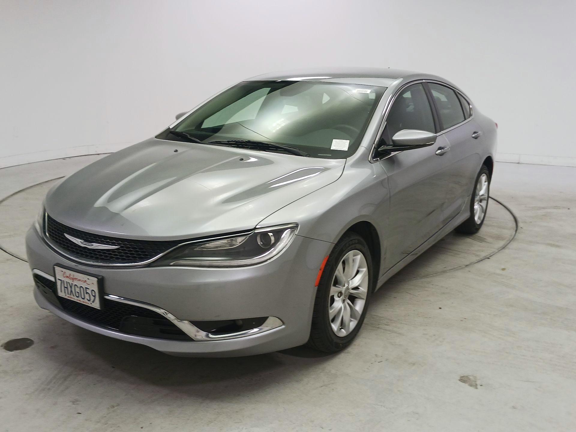 Thumbnail: 2015 Chrysler 200 - 3