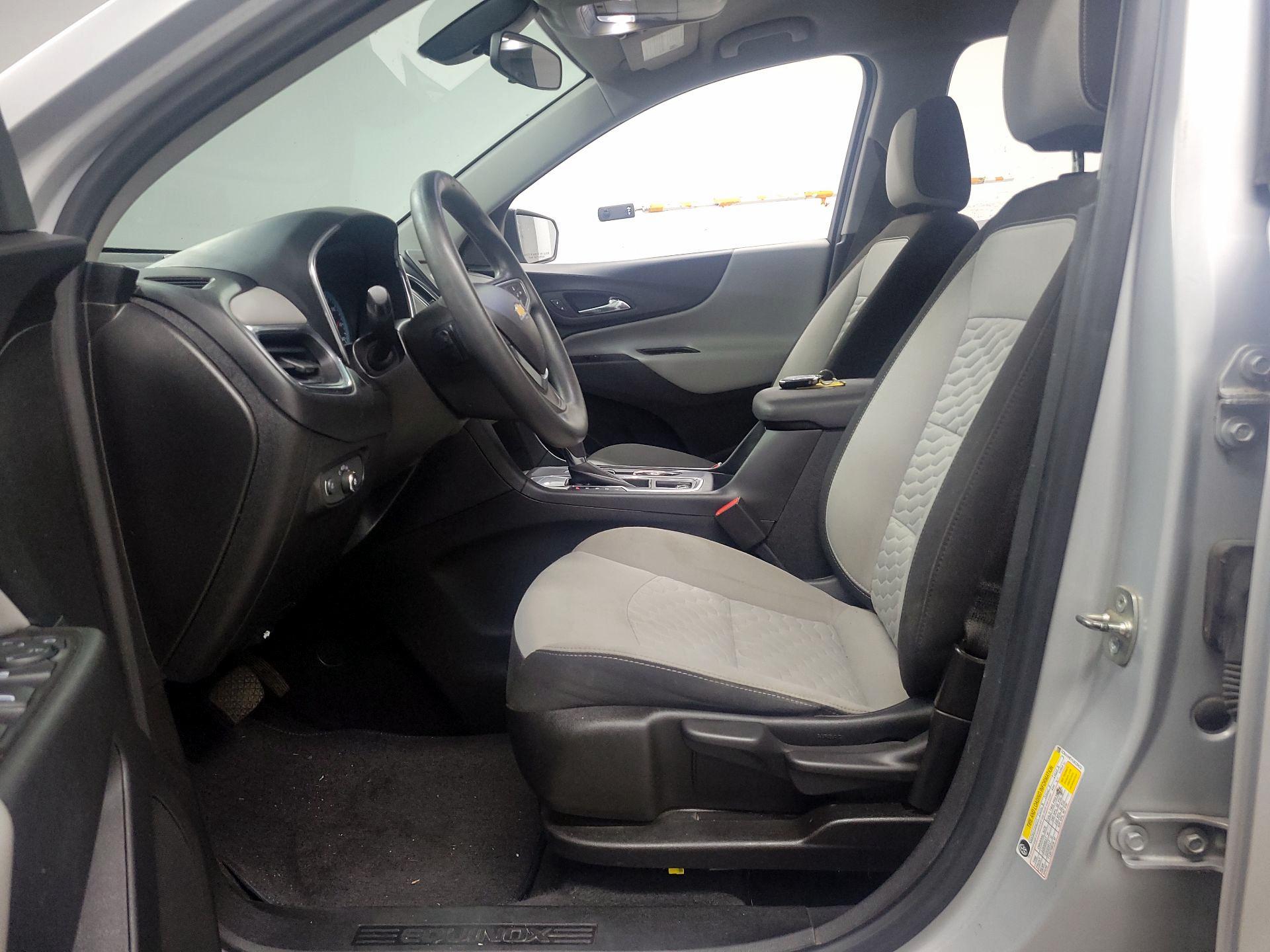 Thumbnail: 2018 Chevrolet Equinox - 11