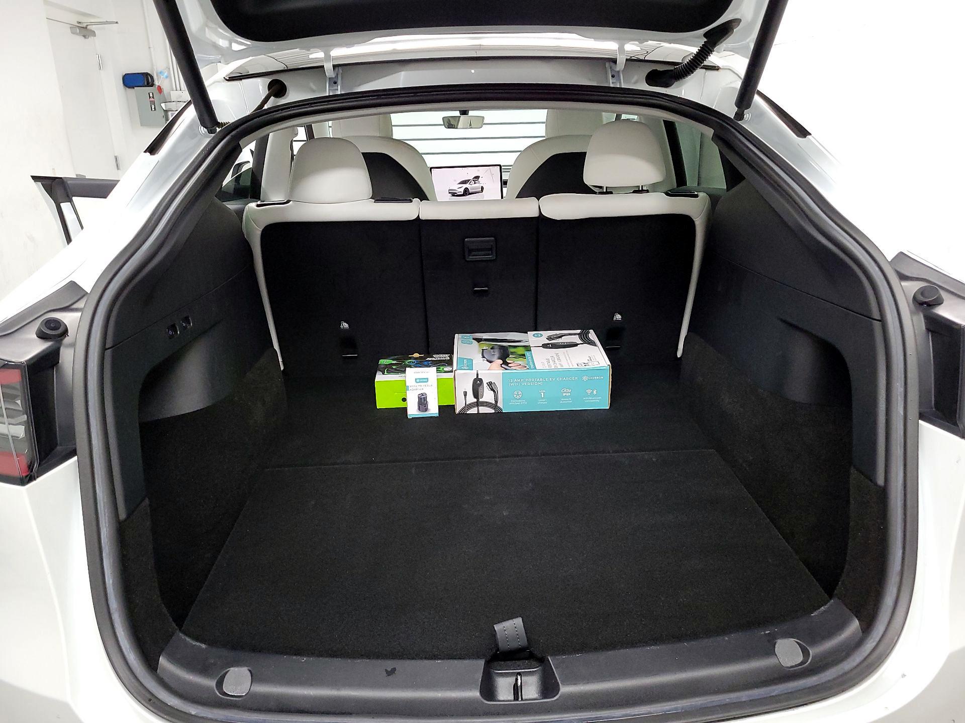 Thumbnail: 2022 Tesla Model Y - 18