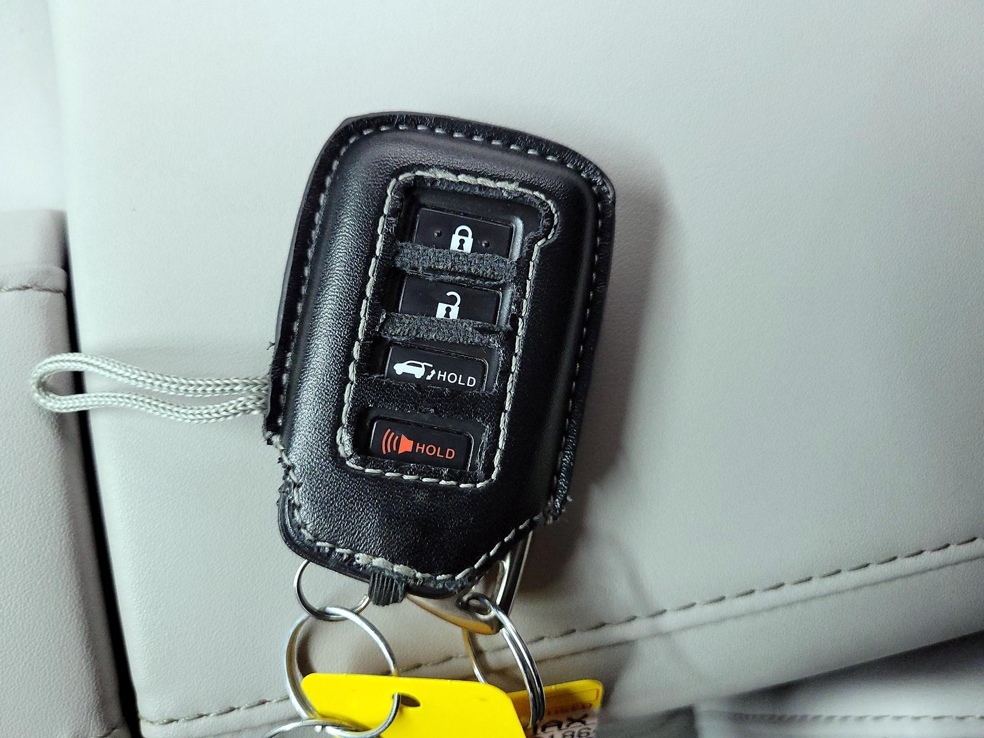 Thumbnail: 2021 Lexus RX - 18