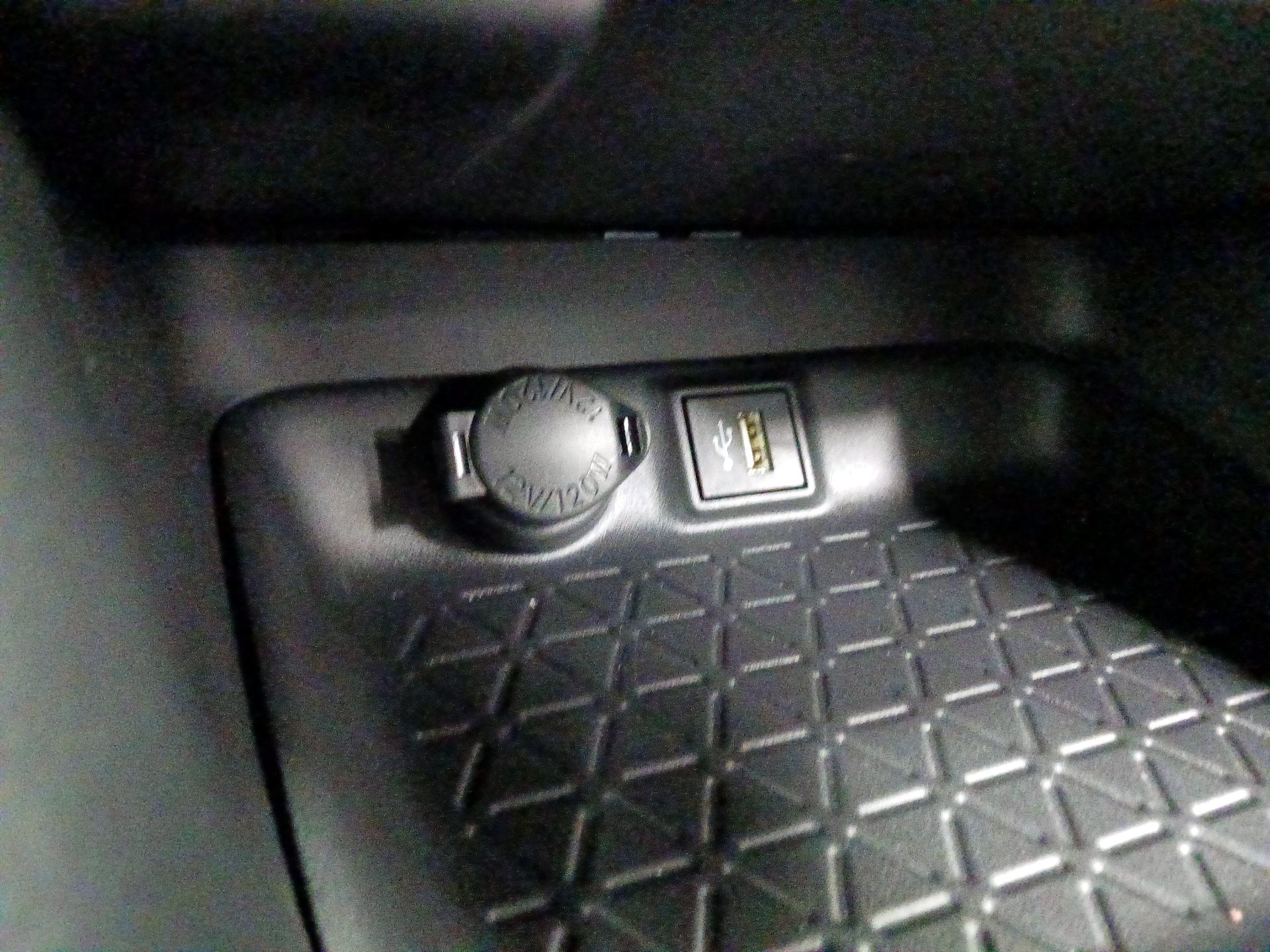 Thumbnail: 2024 Toyota RAV4 - 16