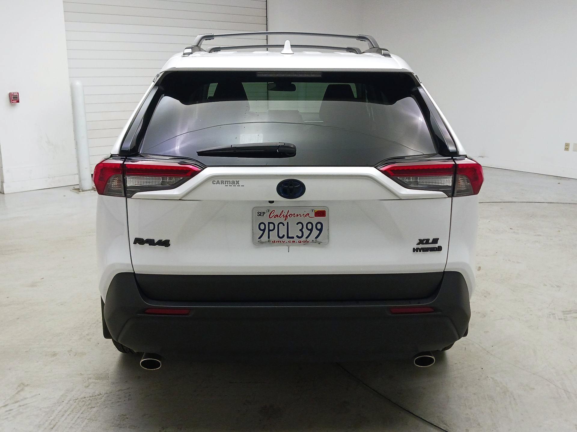 Thumbnail: 2024 Toyota RAV4 - 6