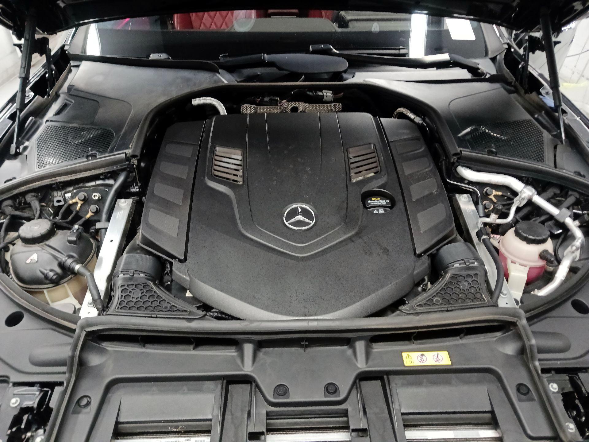 Thumbnail: 2023 Mercedes-Benz S-Class - 16