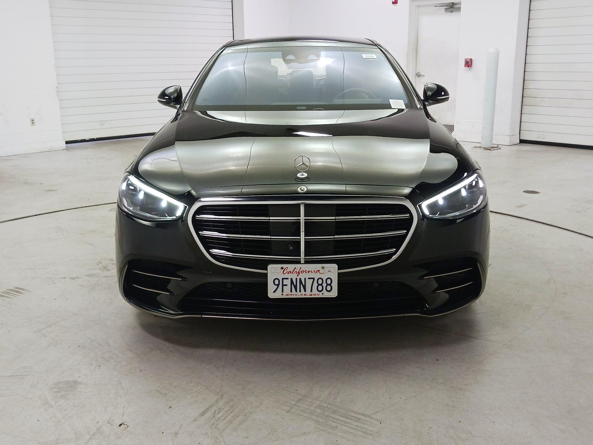 Thumbnail: 2023 Mercedes-Benz S-Class - 2