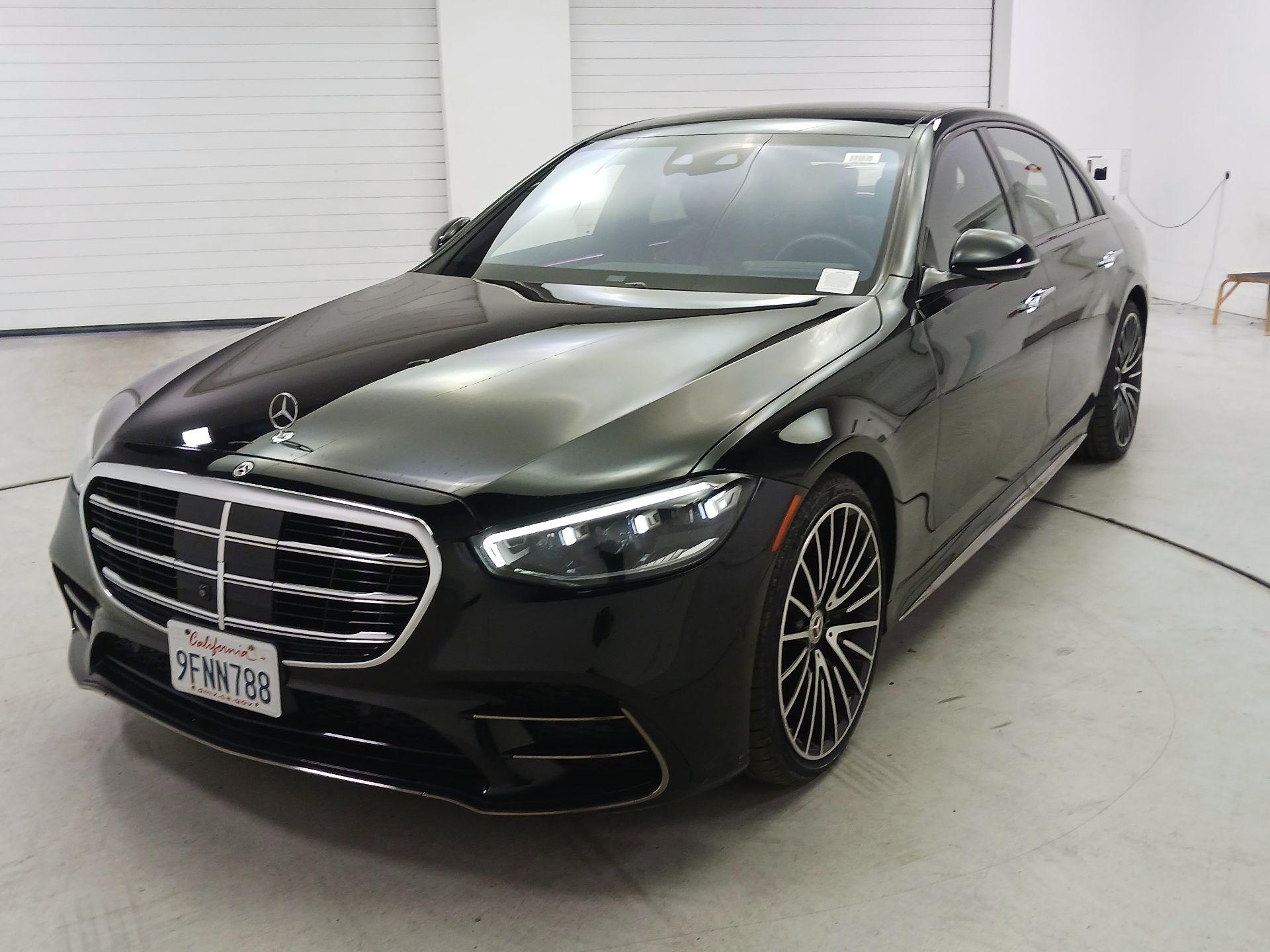 Thumbnail: 2023 Mercedes-Benz S-Class - 3