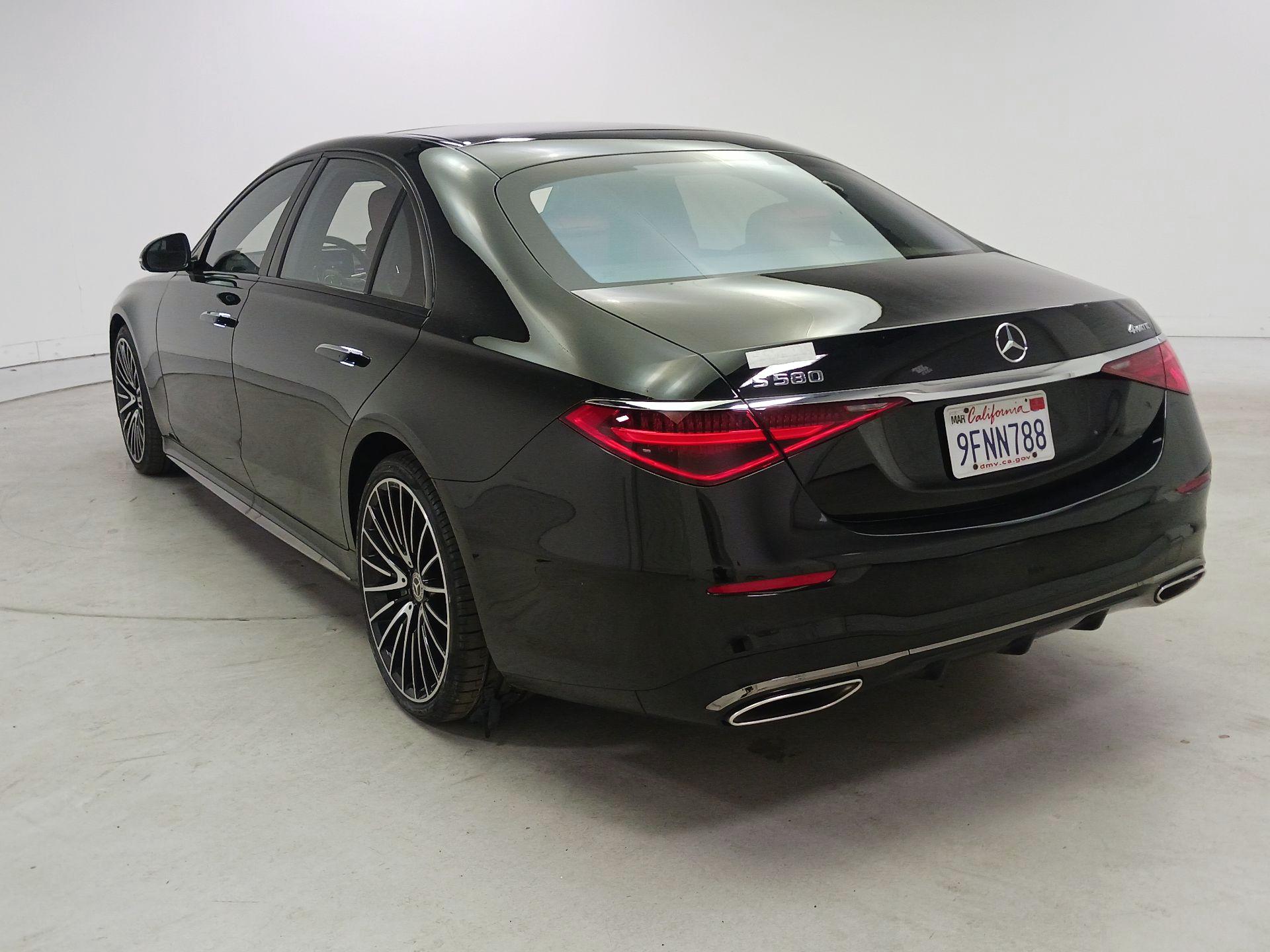 Thumbnail: 2023 Mercedes-Benz S-Class - 7