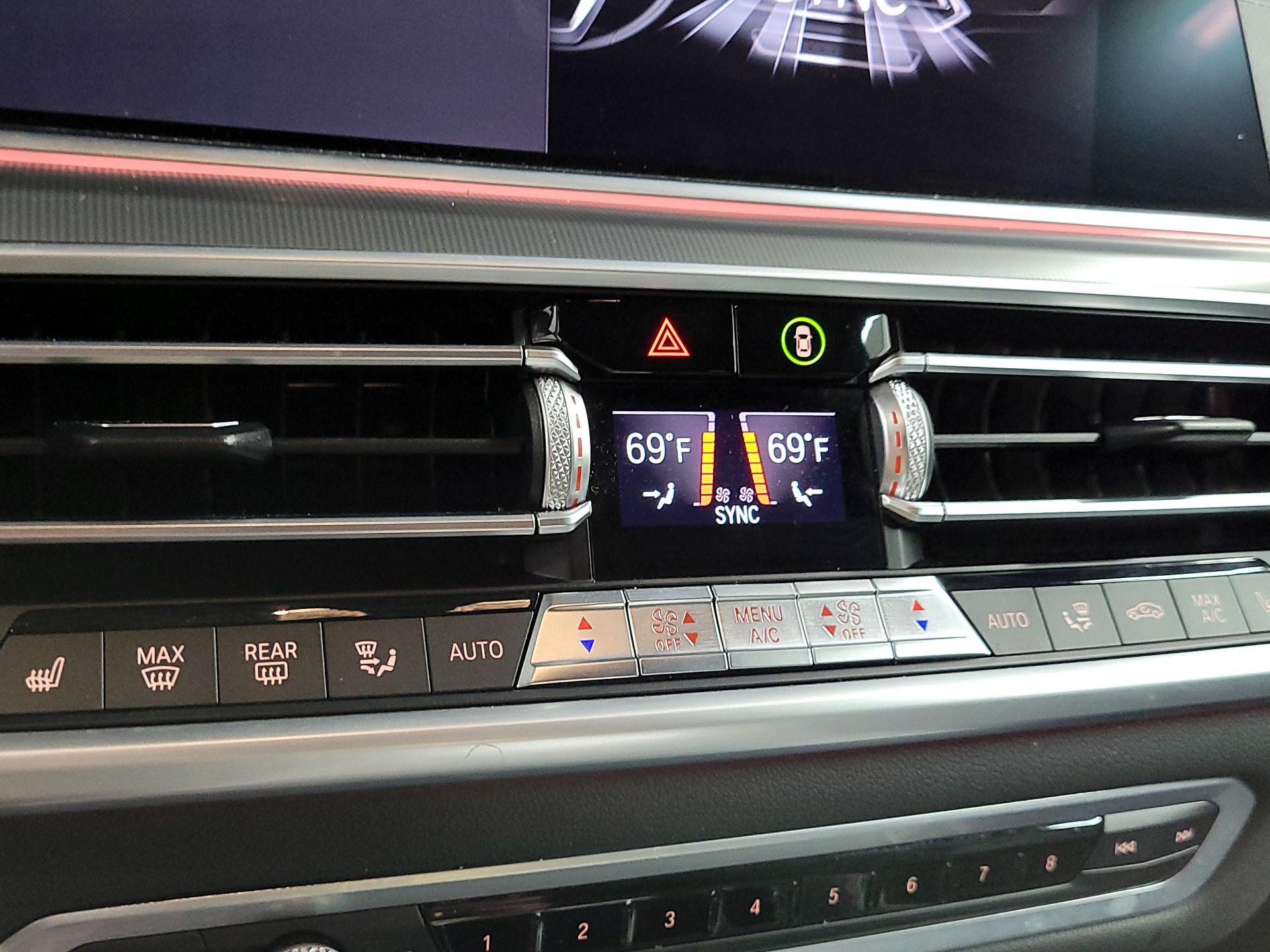 Thumbnail: 2021 BMW X5 - 15