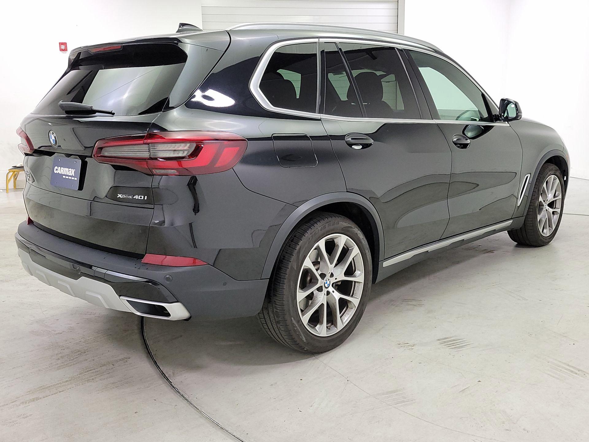 Thumbnail: 2021 BMW X5 - 5