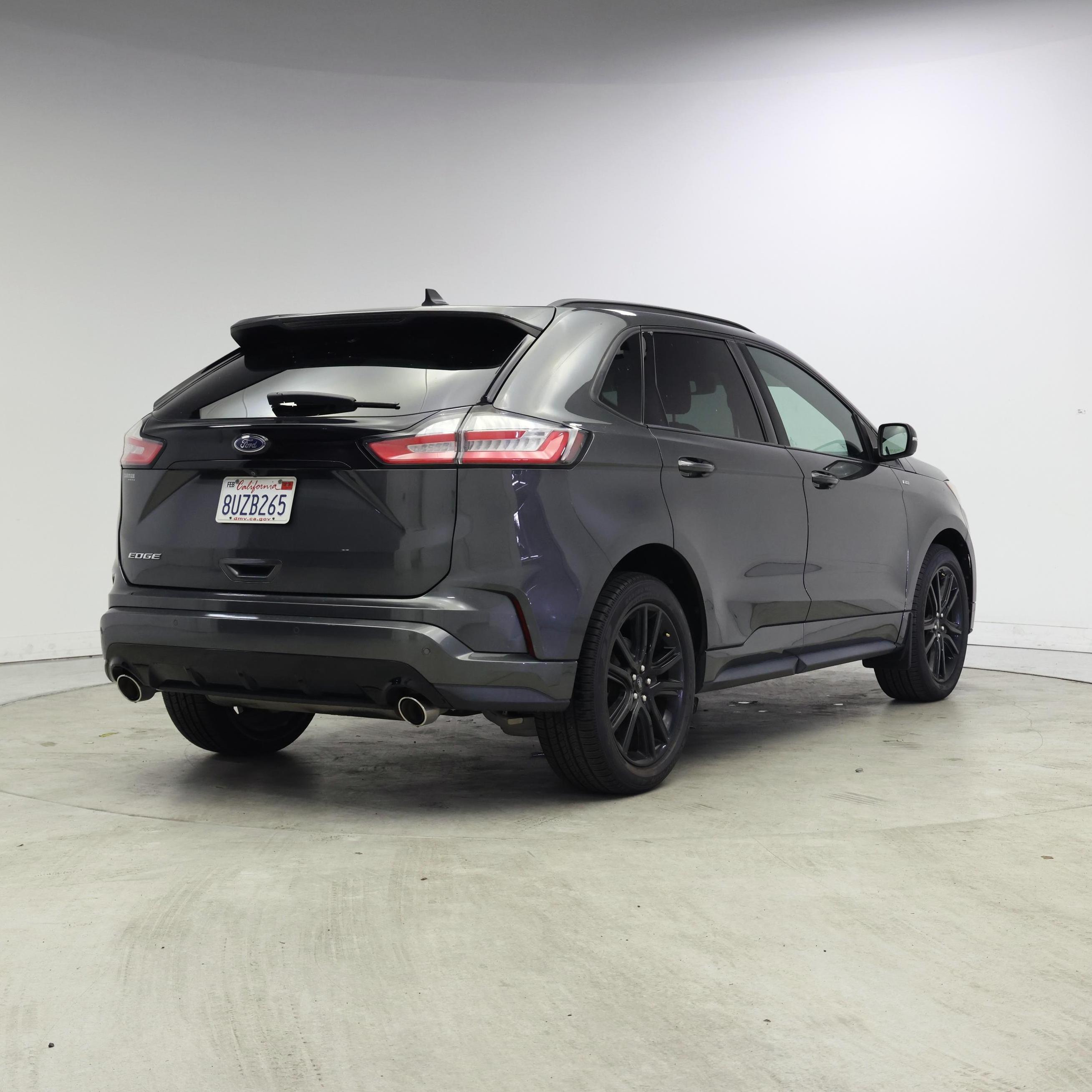 Thumbnail: 2020 Ford Edge - 8