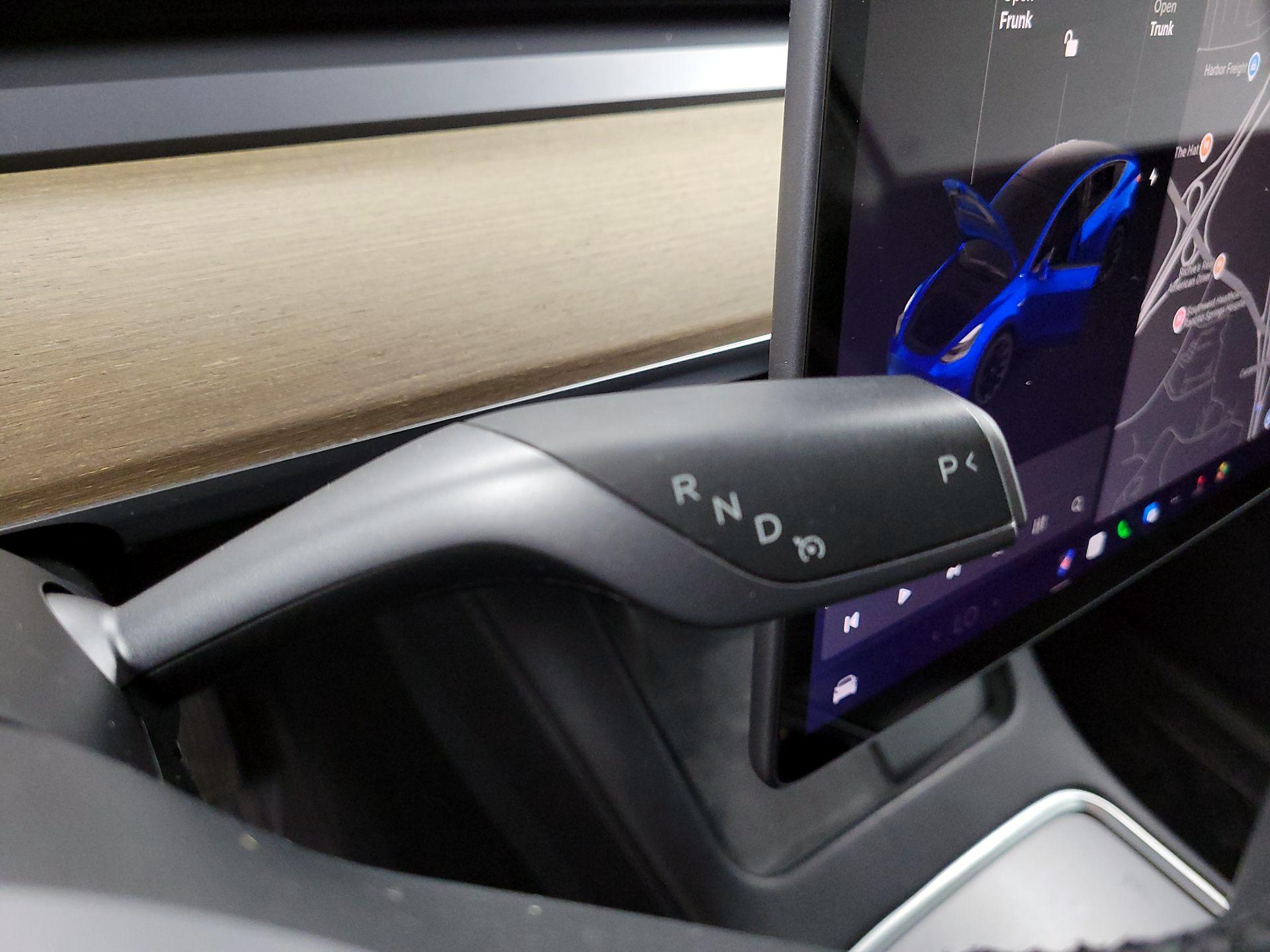 Thumbnail: 2022 Tesla Model Y - 15