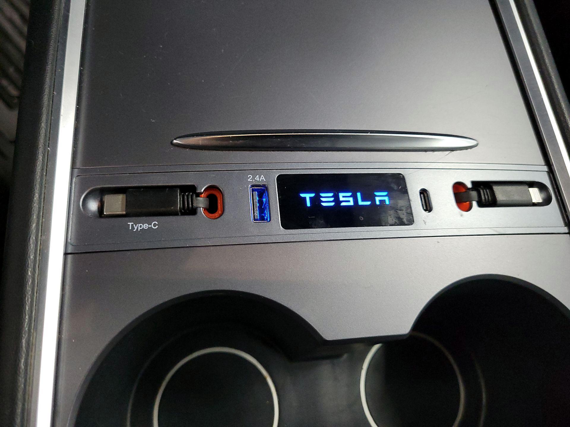 Thumbnail: 2022 Tesla Model Y - 16