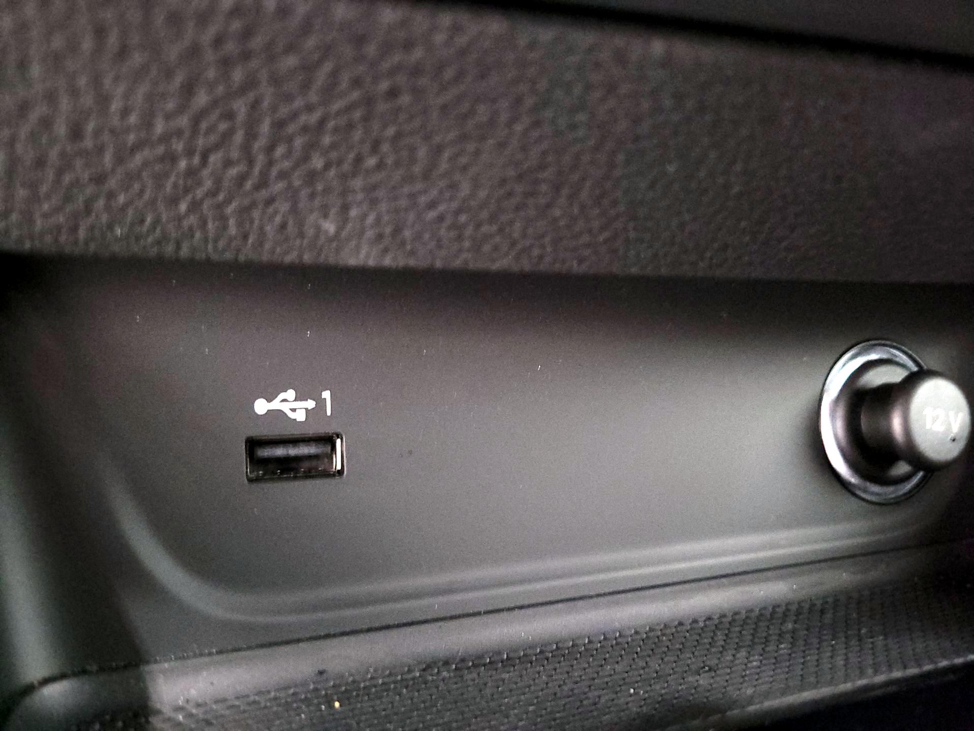 Thumbnail: 2022 Audi RS 5 - 17