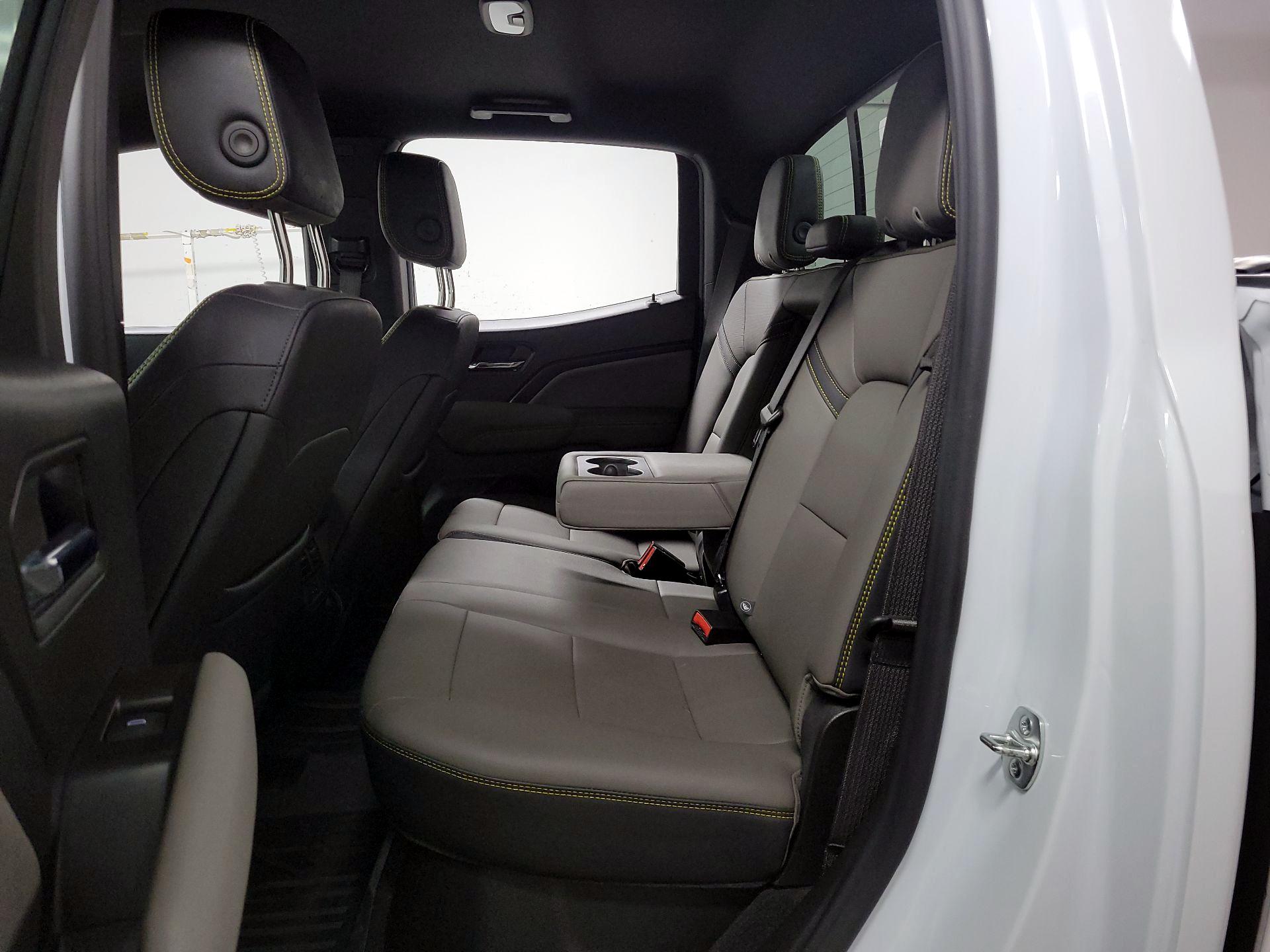 Thumbnail: 2025 Chevrolet Colorado - 17