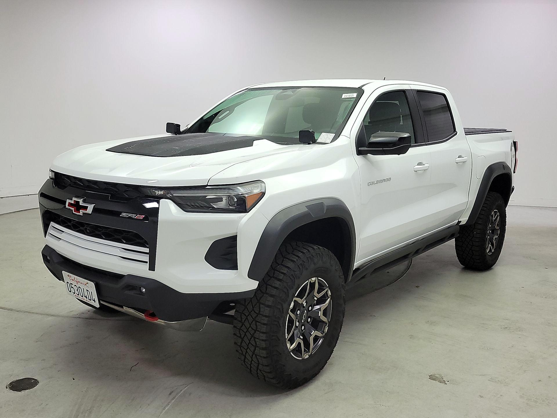 Thumbnail: 2025 Chevrolet Colorado - 3