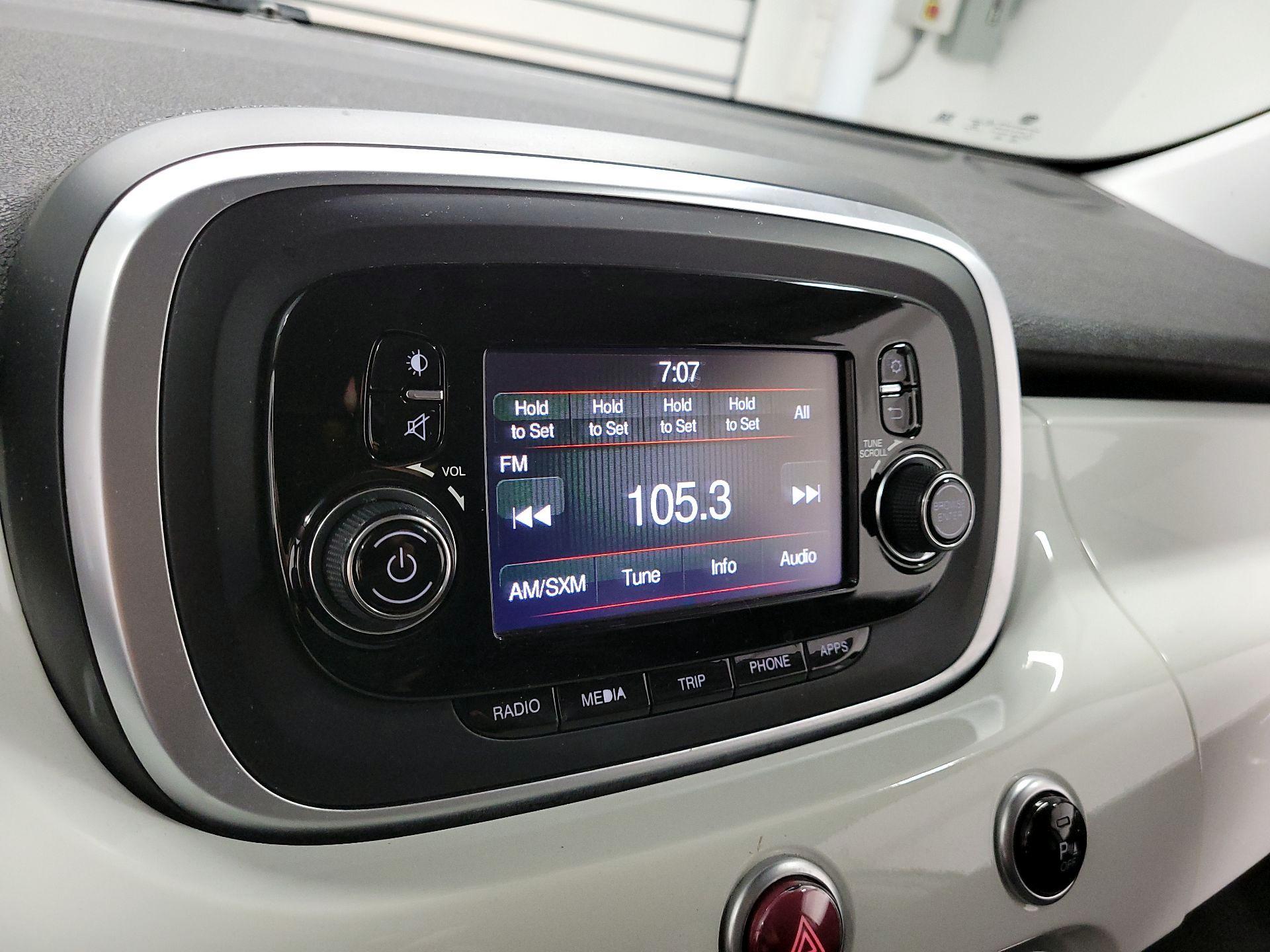 Thumbnail: 2016 Fiat 500X - 14