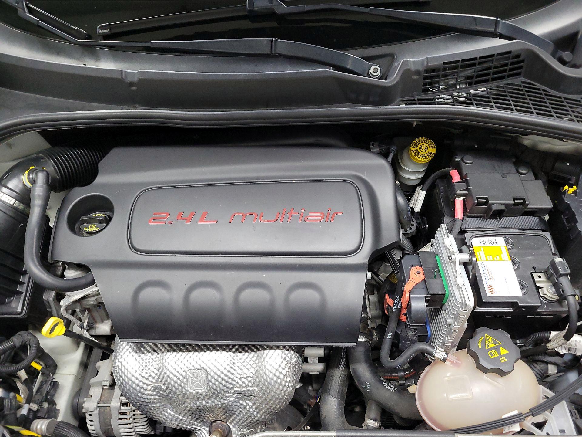 Thumbnail: 2016 Fiat 500X - 19