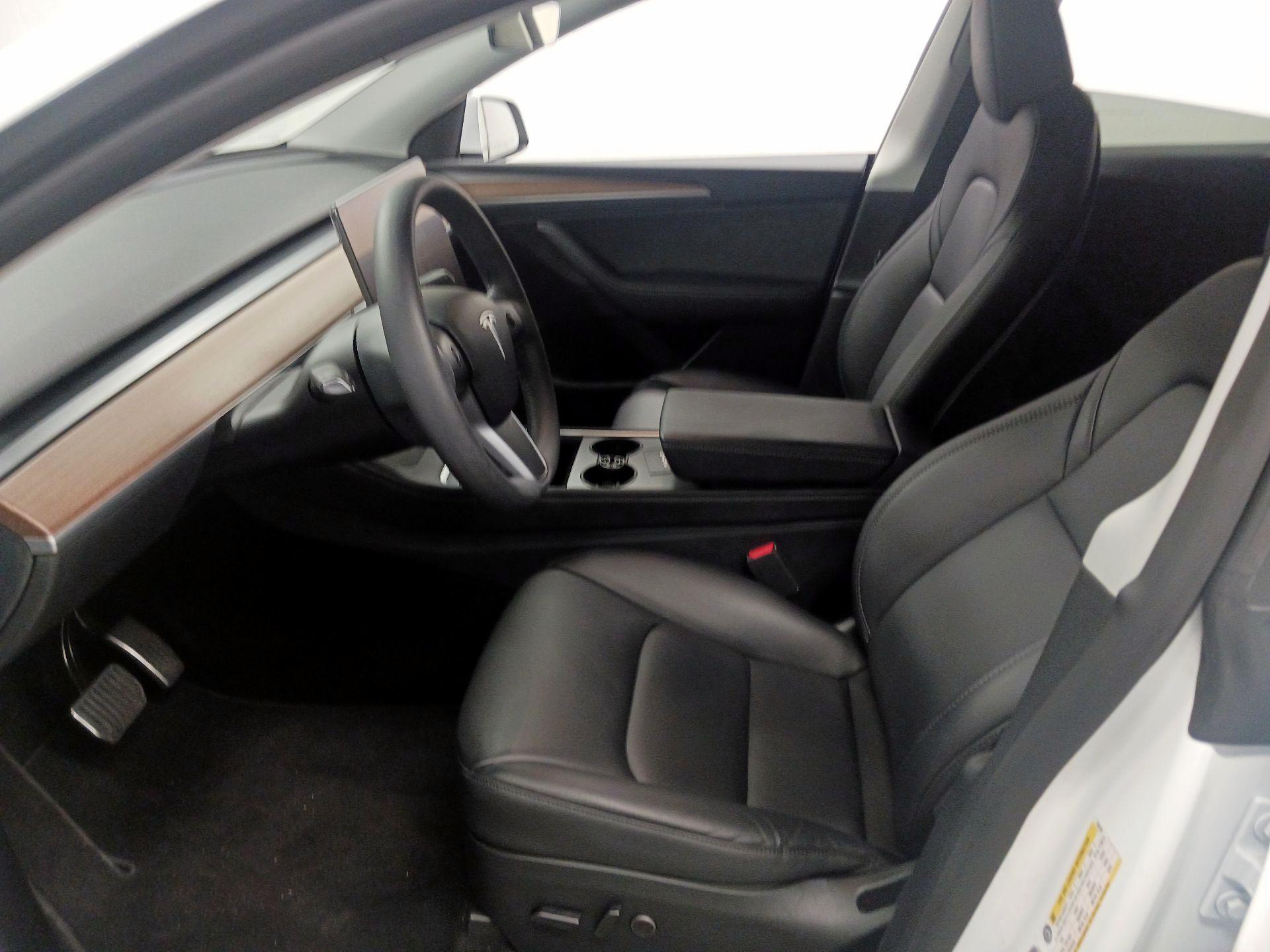 Thumbnail: 2023 Tesla Model Y - 9