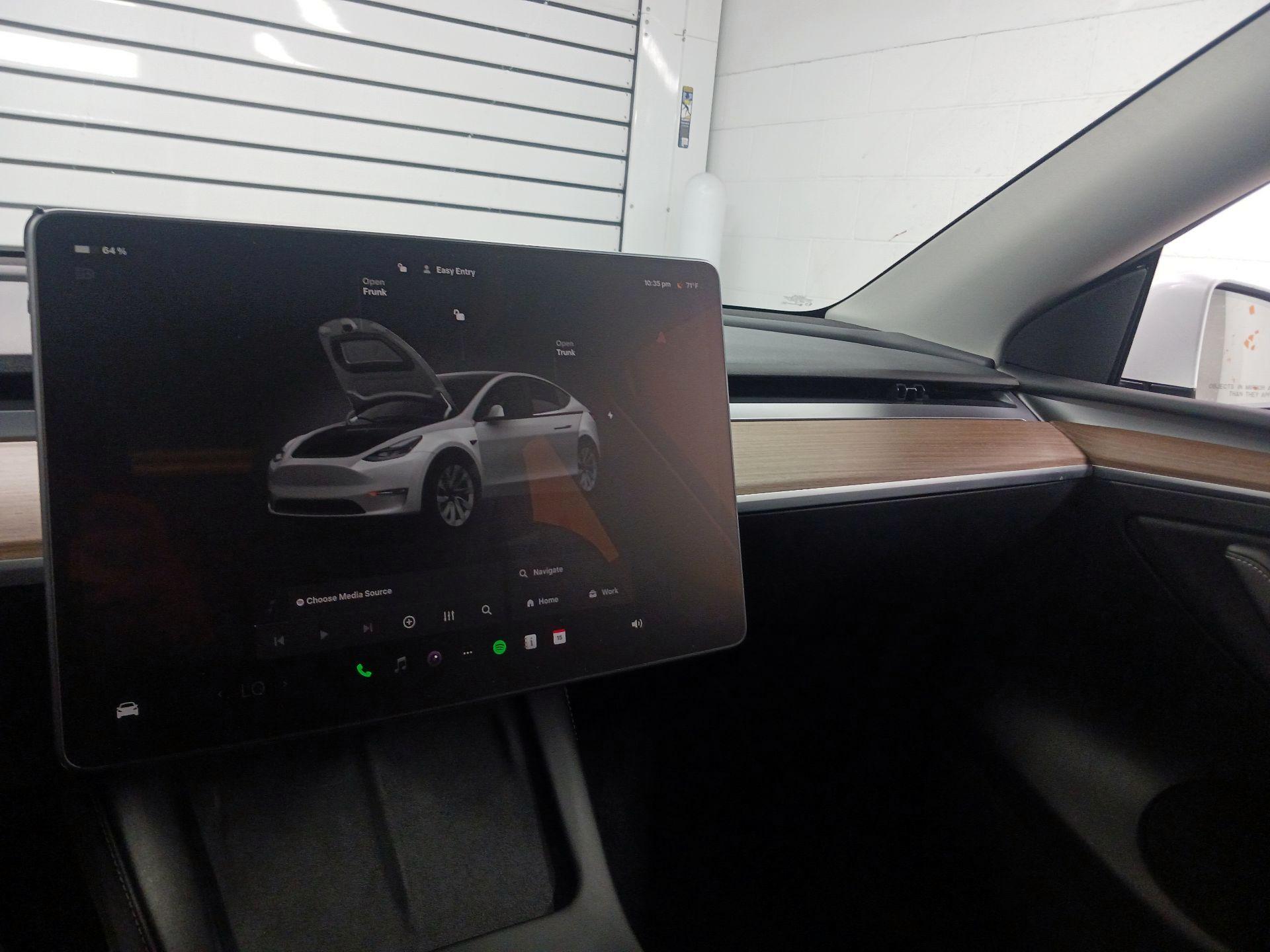 Thumbnail: 2023 Tesla Model Y - 12