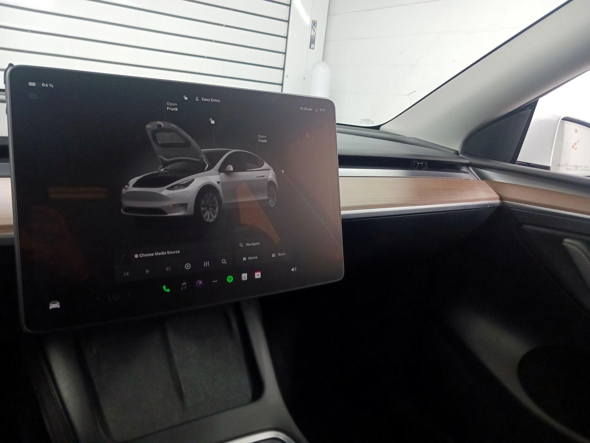 Thumbnail: 2023 Tesla Model Y - 13