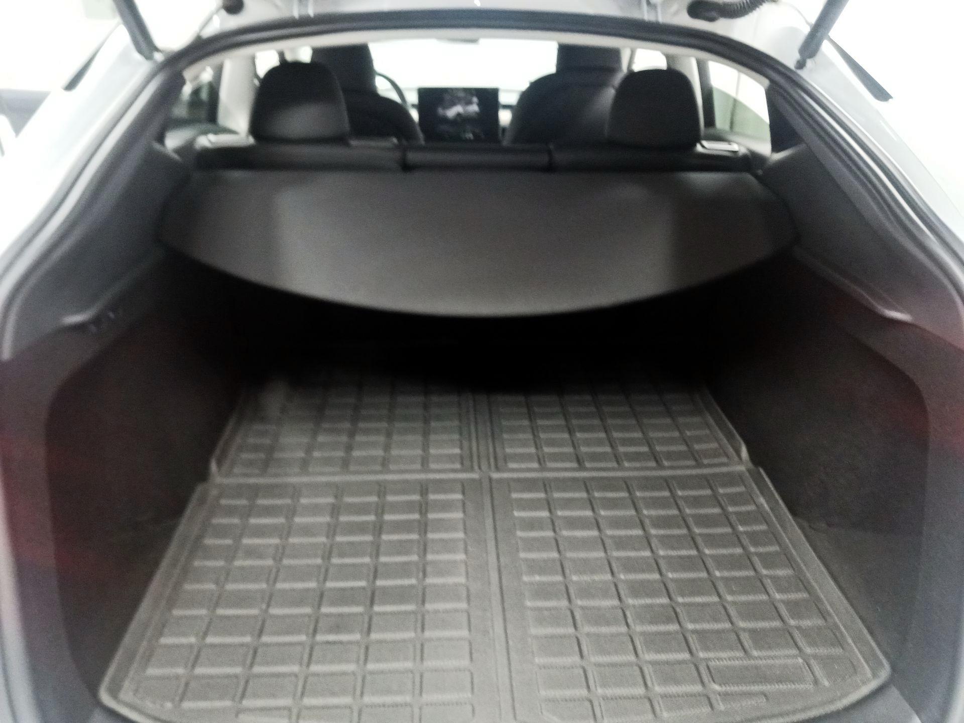 Thumbnail: 2023 Tesla Model Y - 16